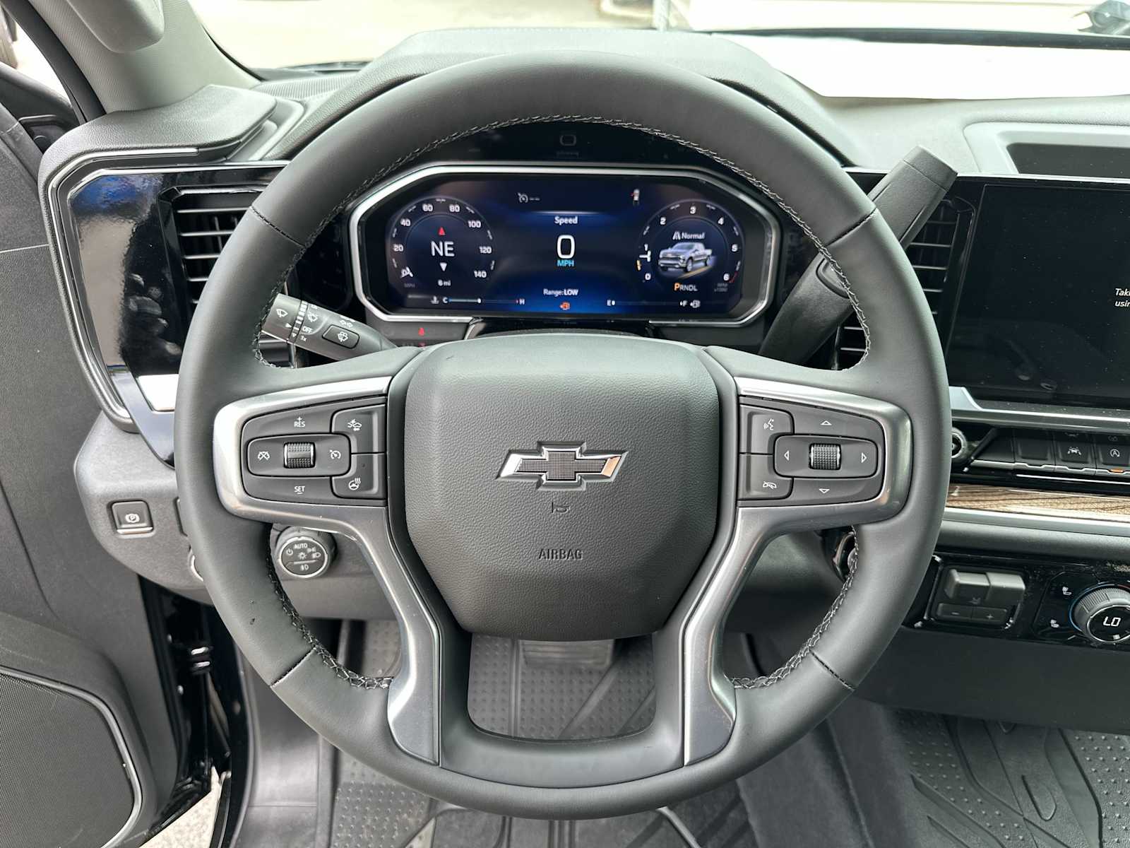 Thumbnail: 2026 Chevrolet Silverado 1500 - 20