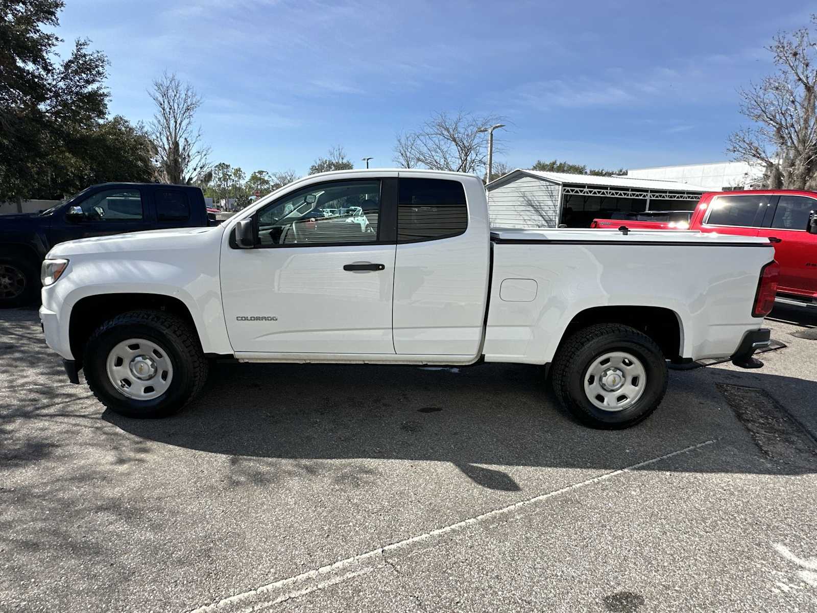 Thumbnail: 2019 Chevrolet Colorado - 3