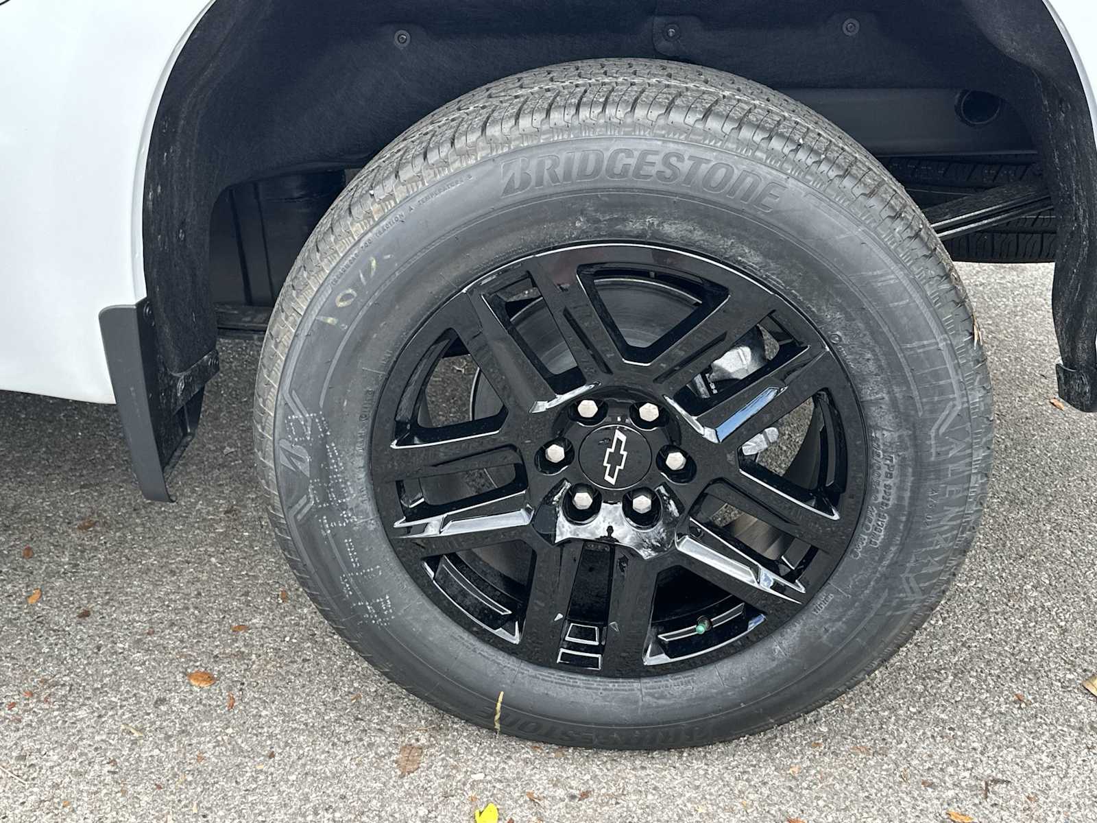 Thumbnail: 2026 Chevrolet Silverado 1500 - 12