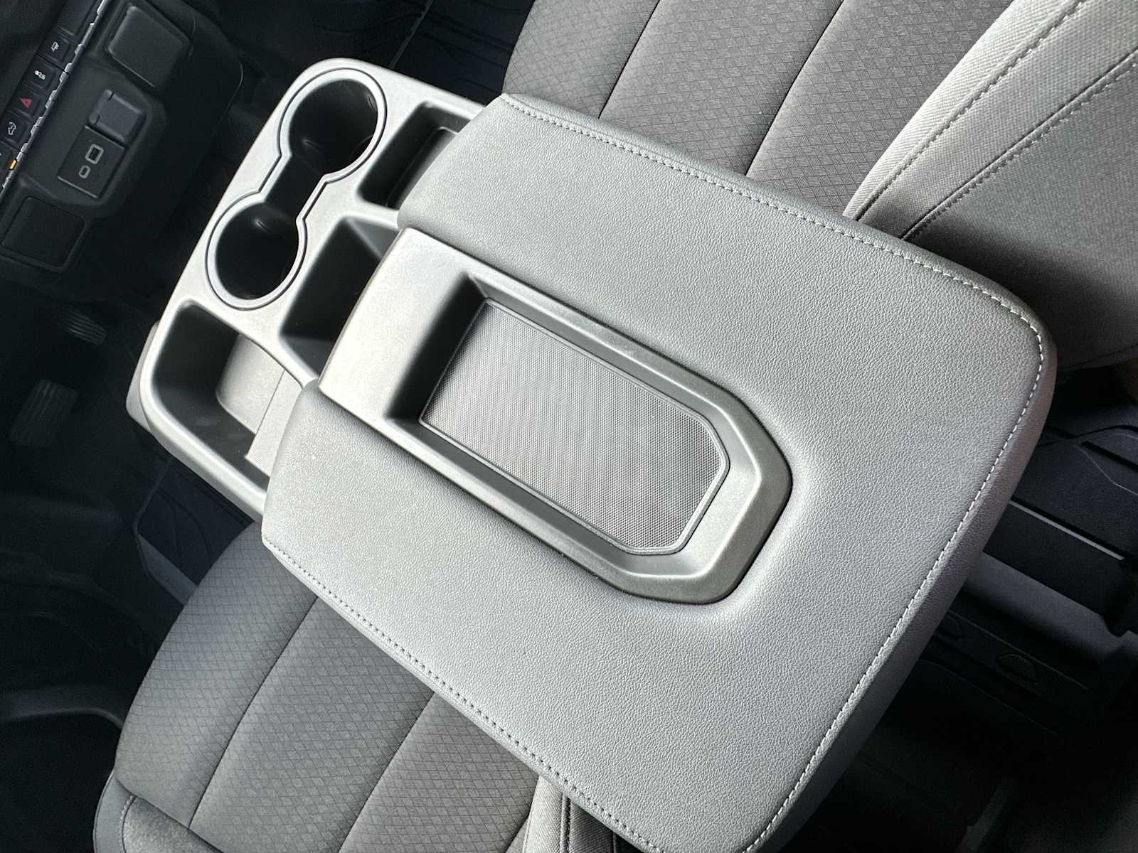 Thumbnail: 2026 Chevrolet Silverado 1500 - 21