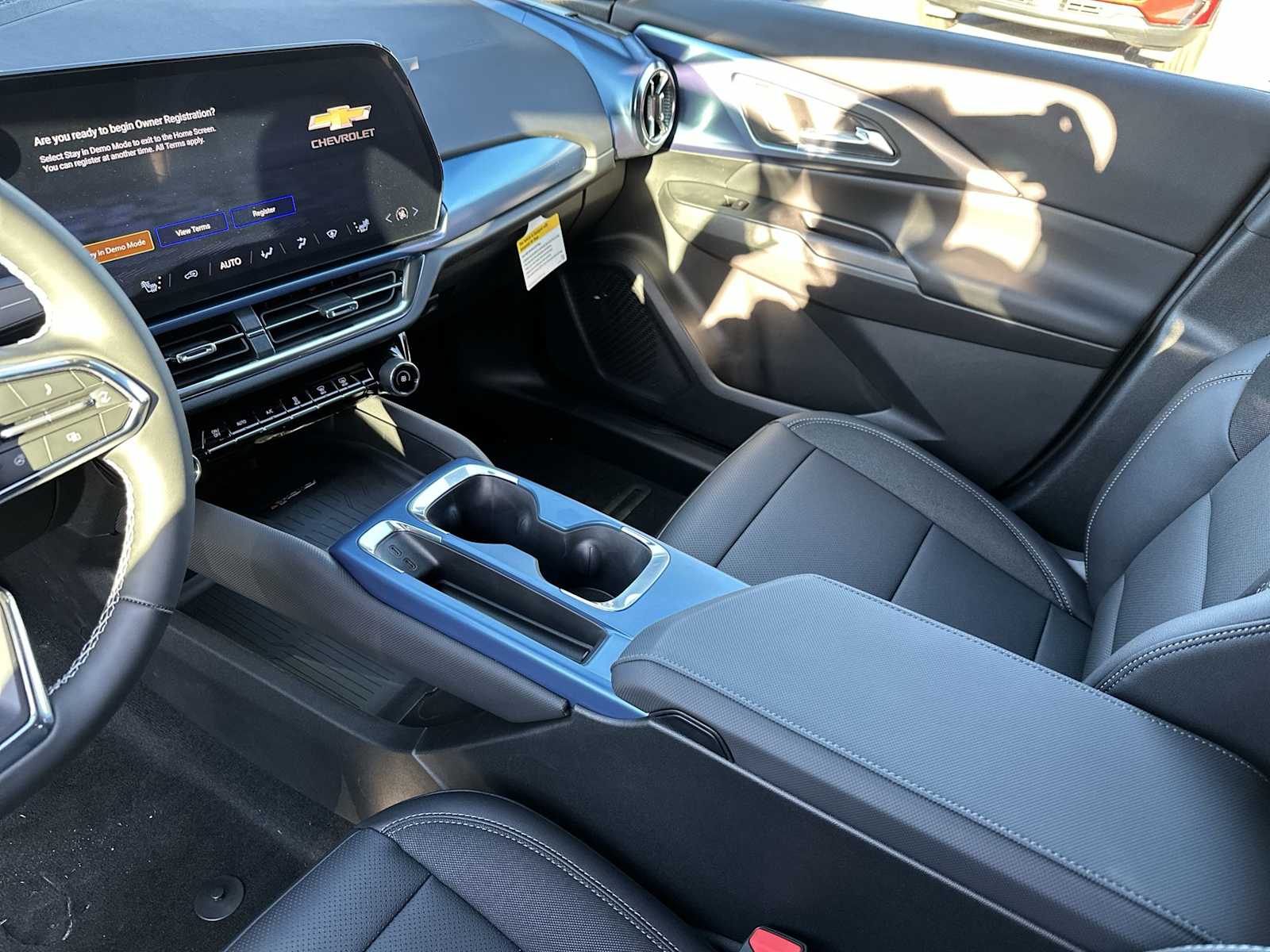 Thumbnail: 2026 Chevrolet Equinox - 21