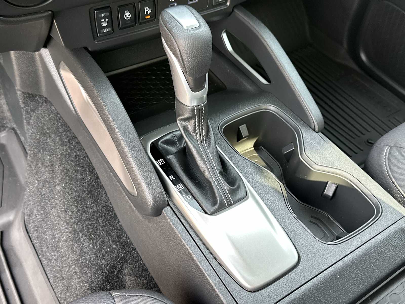 Thumbnail: 2025 Nissan Frontier - 23