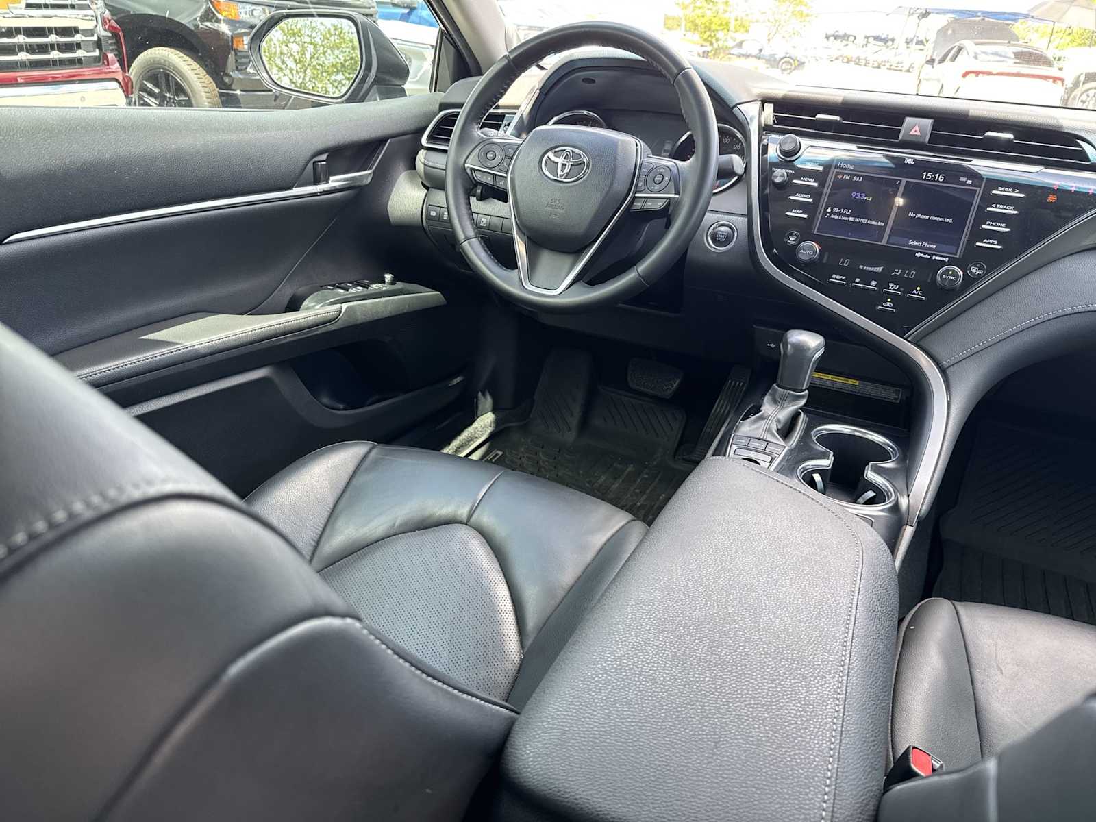 2020 Toyota Camry XSE 10