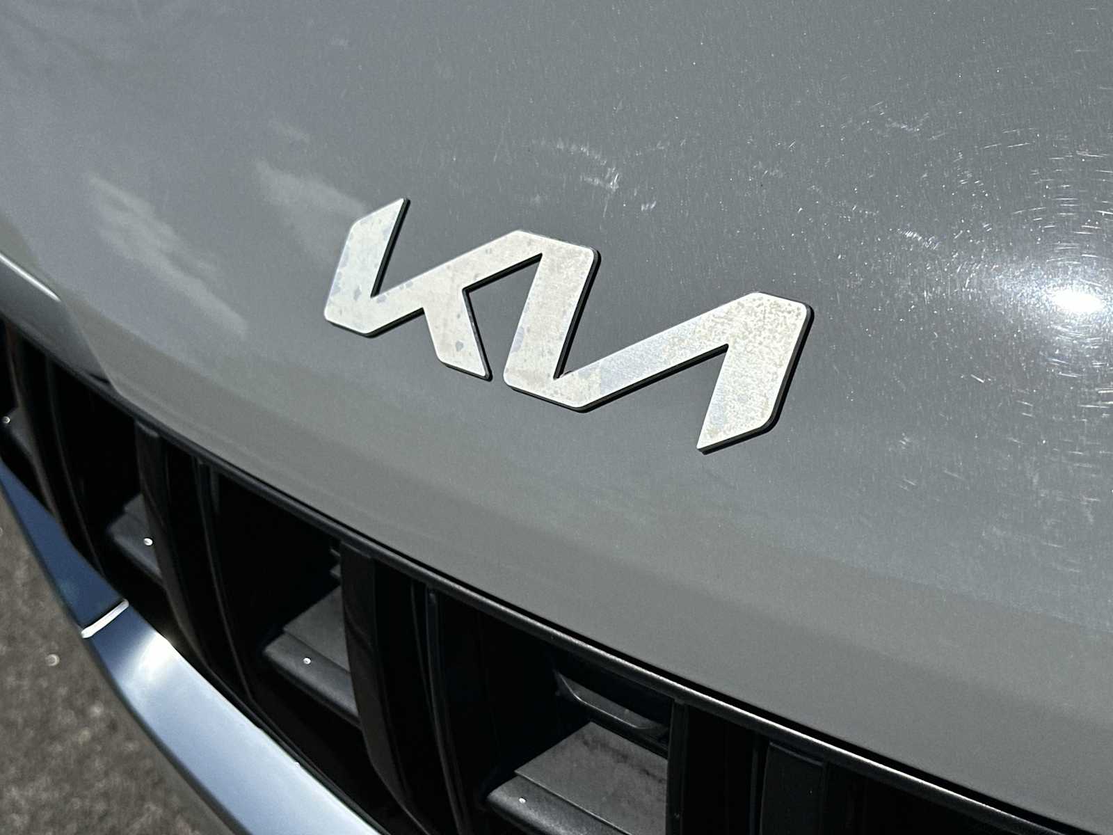 Thumbnail: 2022 Kia Carnival - 10
