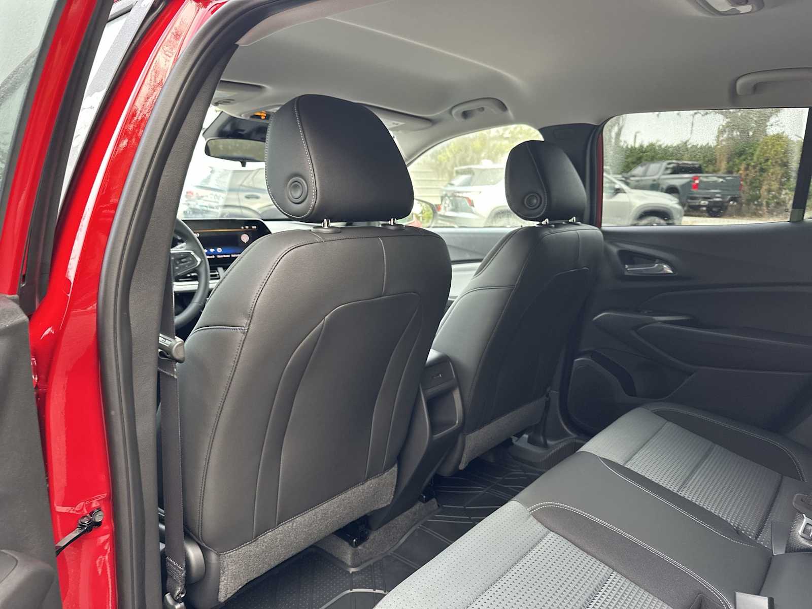 Thumbnail: 2026 Chevrolet Trax - 16