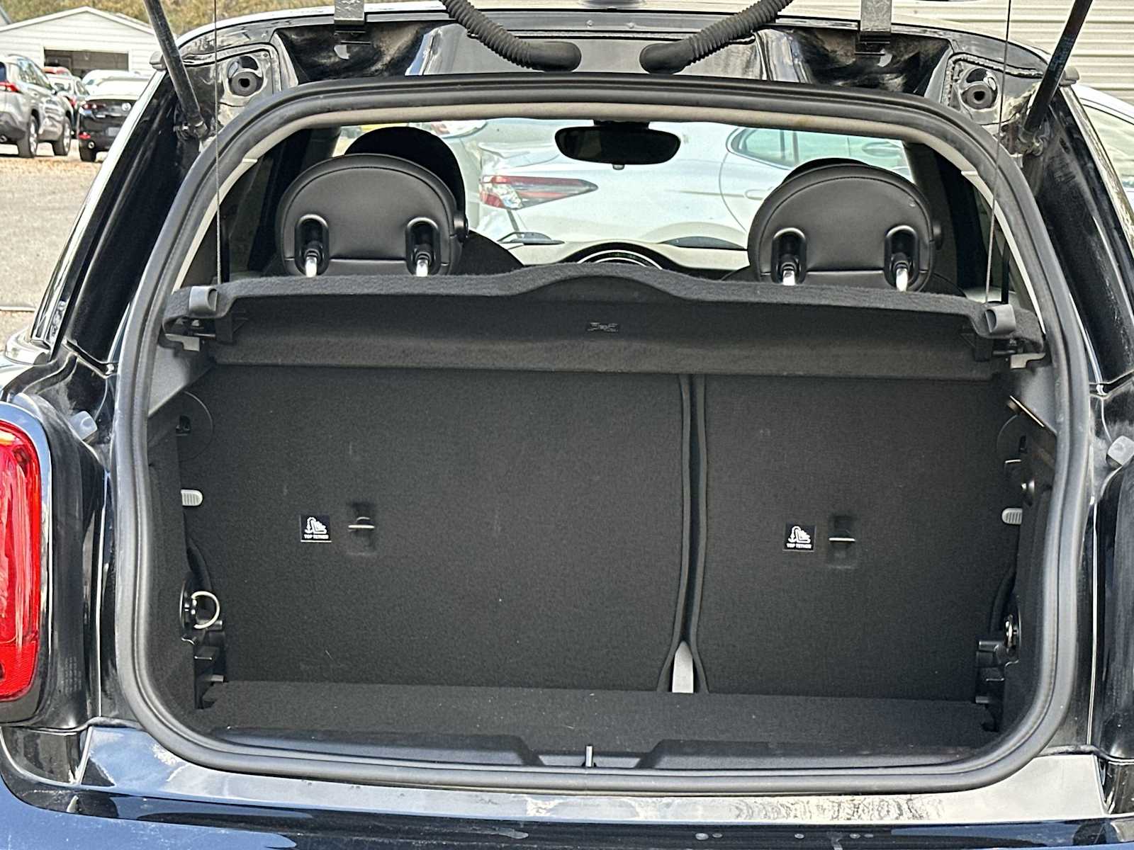 Thumbnail: 2024 MINI Cooper Hardtop - 25