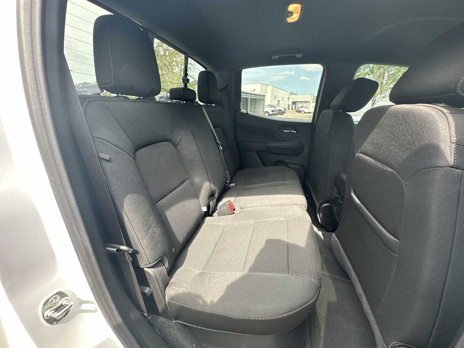 Thumbnail: 2025 Chevrolet Colorado - 18