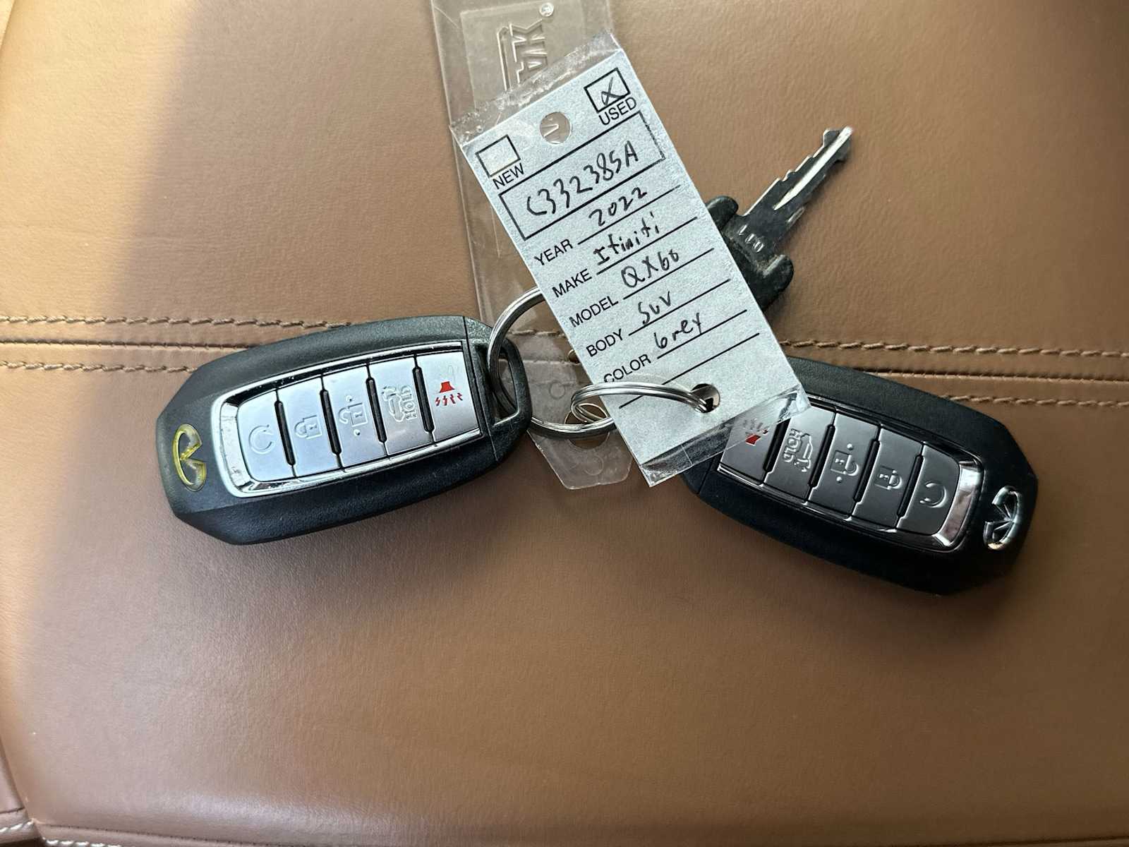 Thumbnail: 2022 INFINITI QX60 - 26