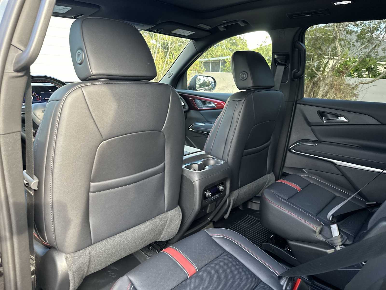 Thumbnail: 2026 Chevrolet Traverse - 16