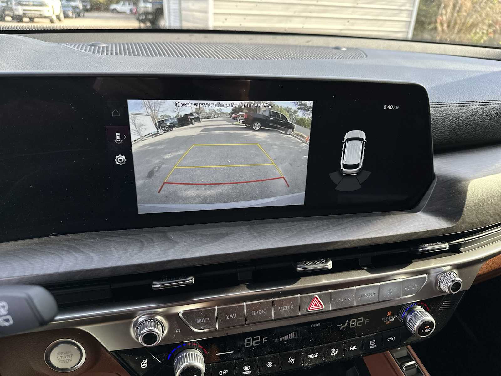 Thumbnail: 2025 Kia Telluride - 22