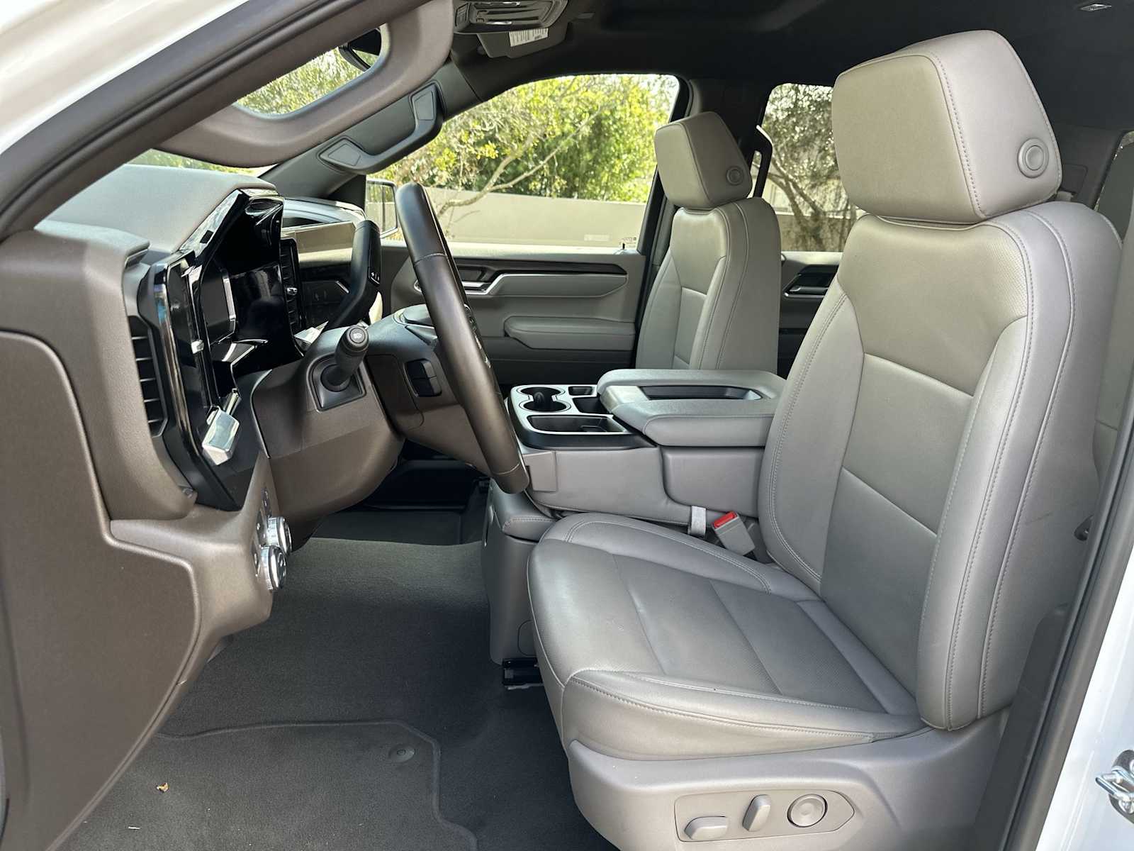 Thumbnail: 2025 GMC Sierra 1500 - 15