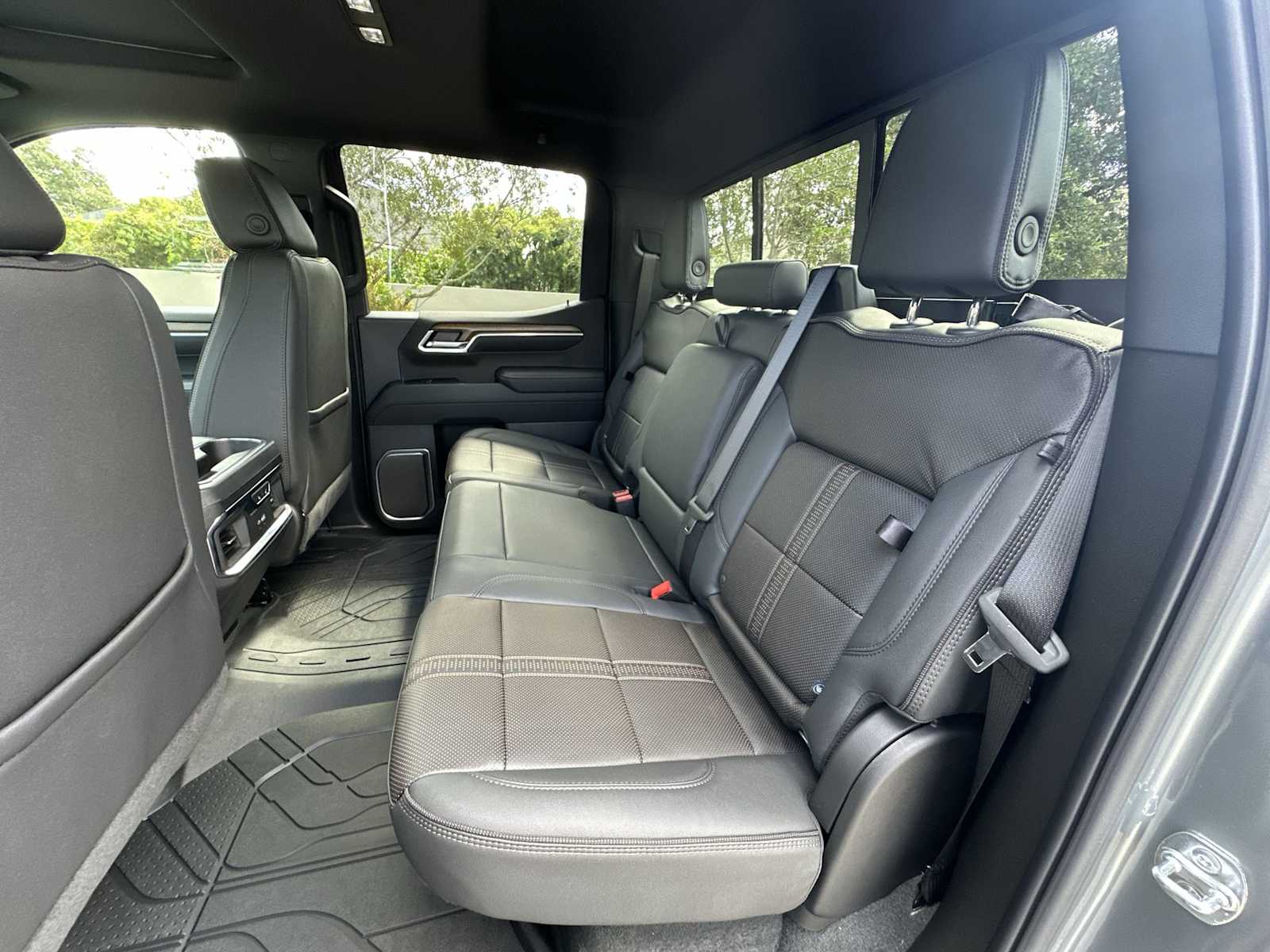 Thumbnail: 2026 Chevrolet Silverado 1500 - 17