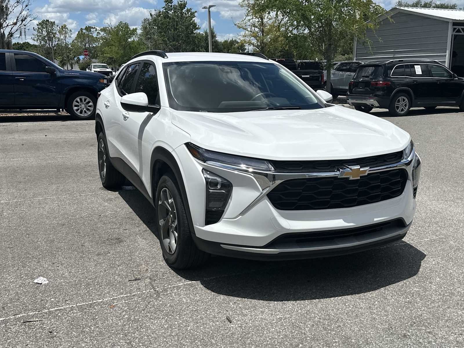 Thumbnail: 2024 Chevrolet Trax - 8
