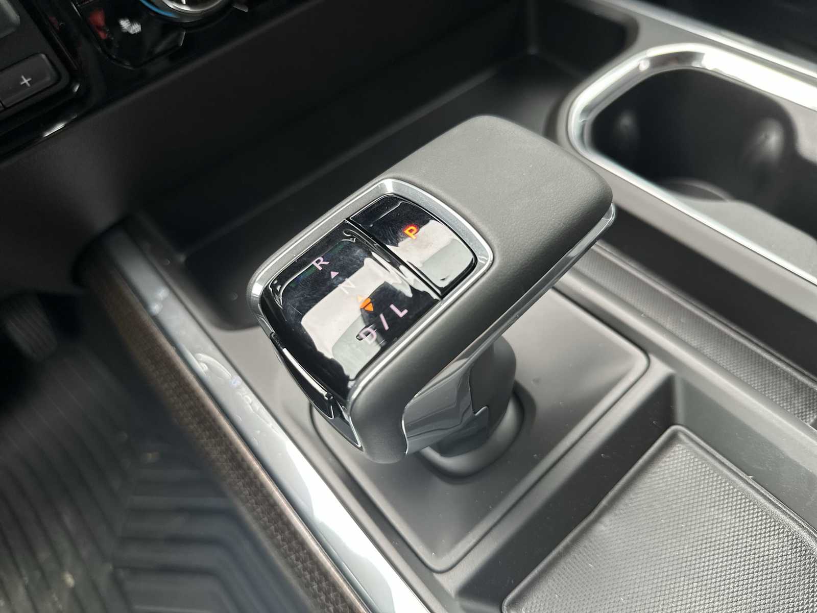 Thumbnail: 2026 Chevrolet Silverado 1500 - 23