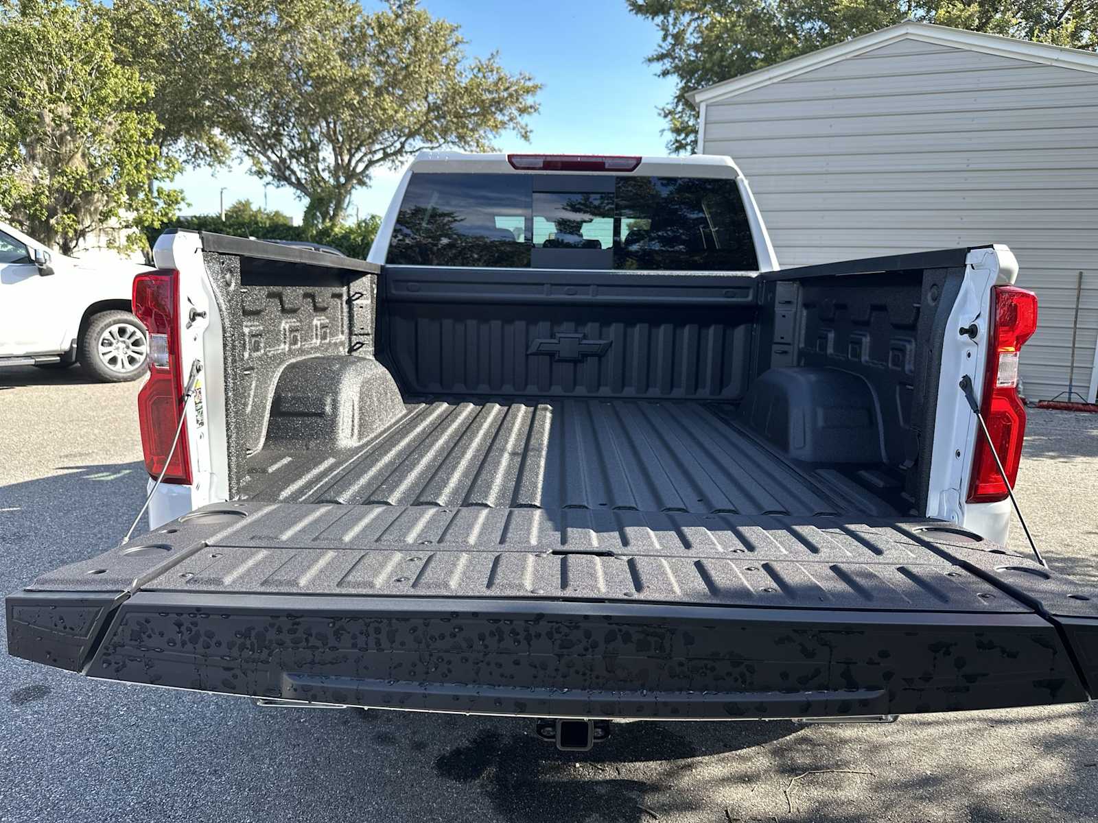 Thumbnail: 2026 Chevrolet Silverado 1500 - 26