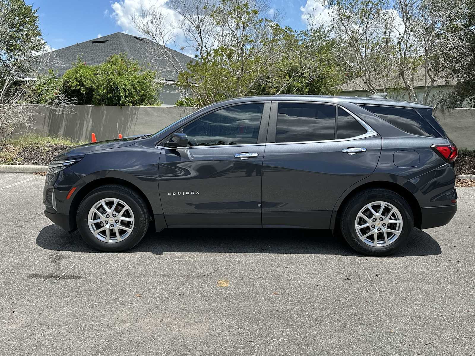 Thumbnail: 2022 Chevrolet Equinox - 11