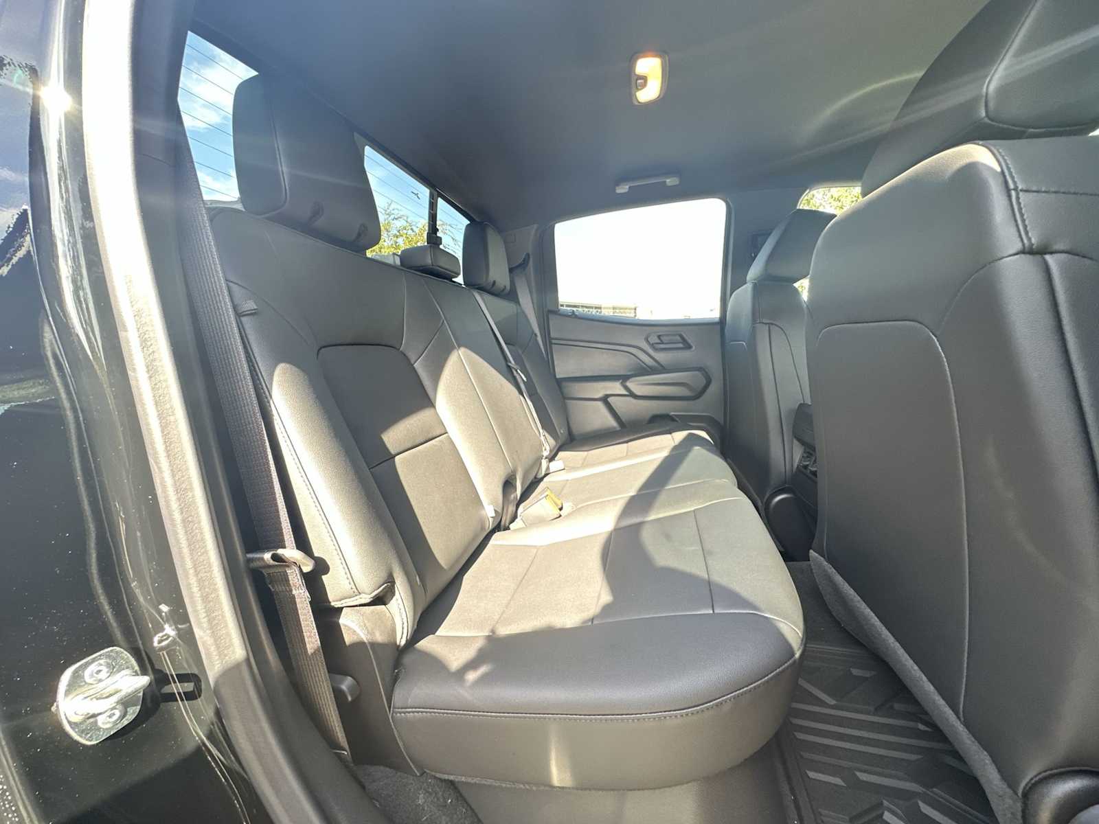 Thumbnail: 2026 Chevrolet Colorado - 18