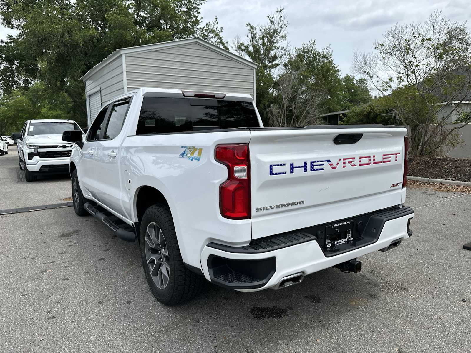 Thumbnail: 2021 Chevrolet Silverado 1500 - 4