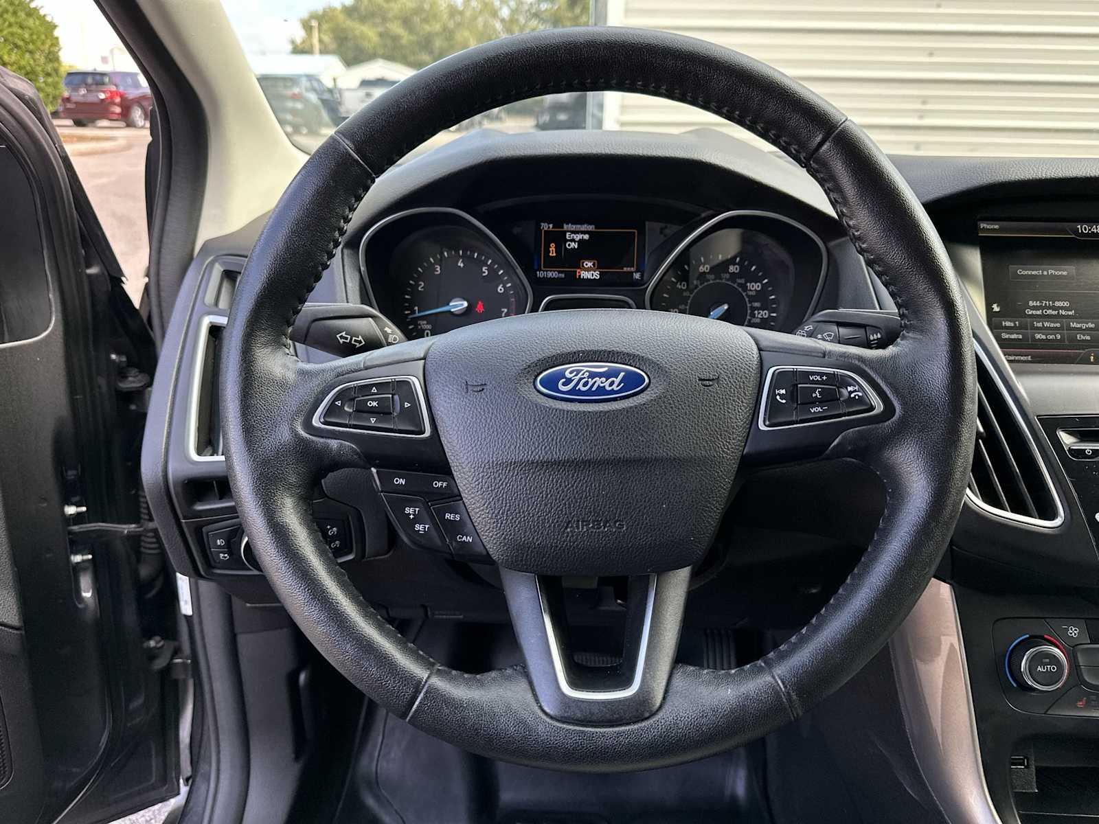 Thumbnail: 2015 Ford Focus - 20