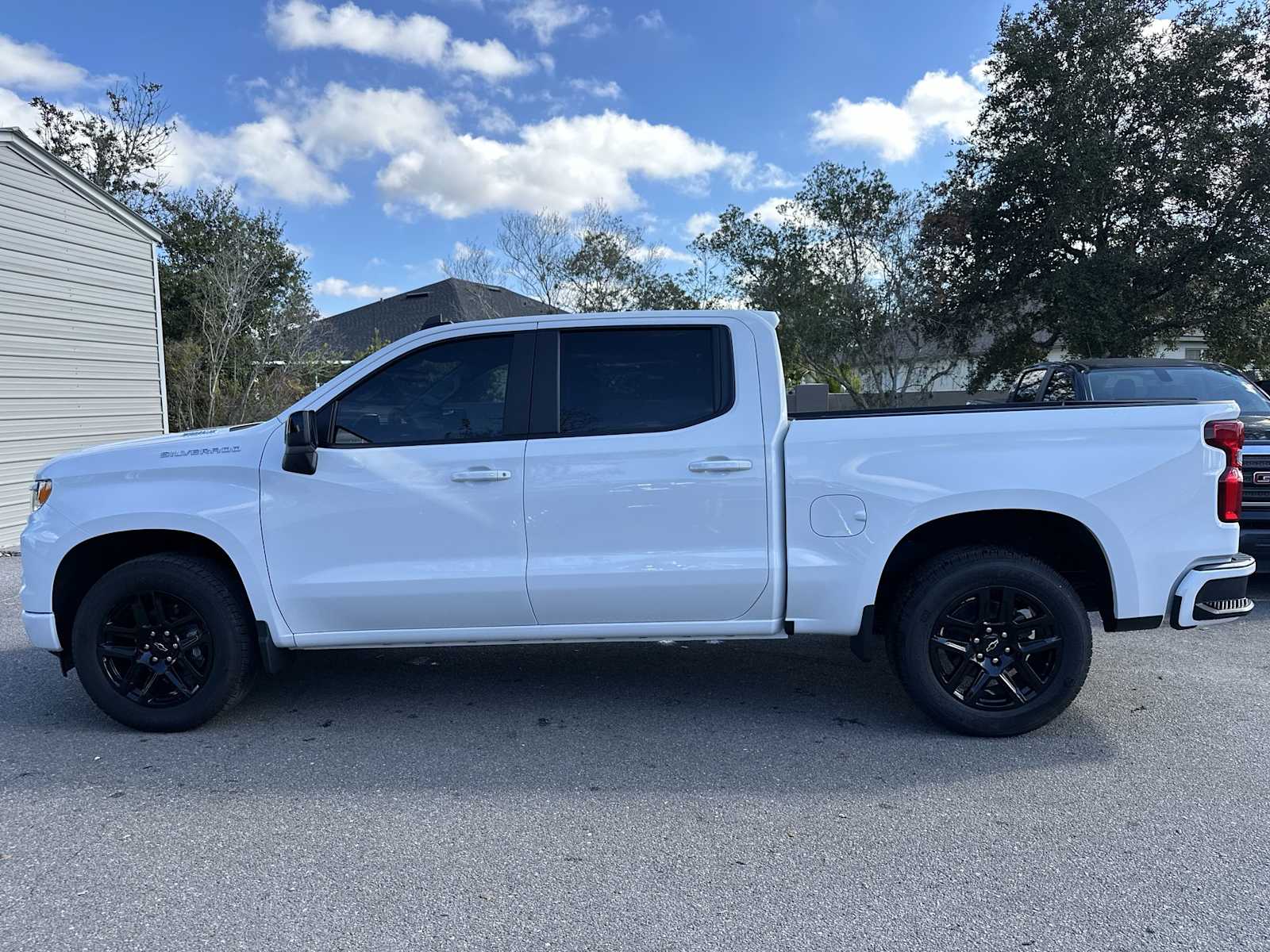 Thumbnail: 2026 Chevrolet Silverado 1500 - 3