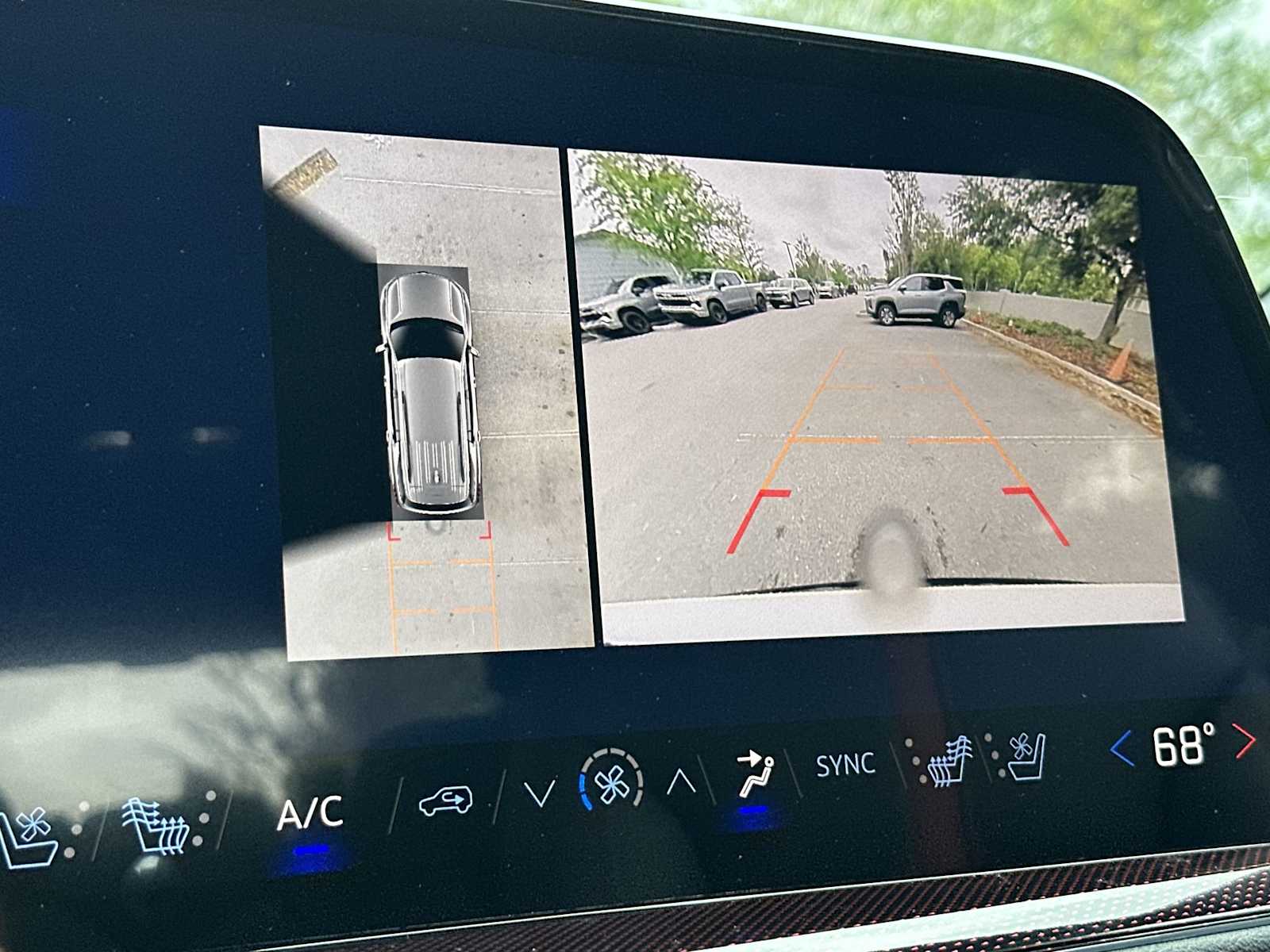 Thumbnail: 2026 Chevrolet Traverse - 23