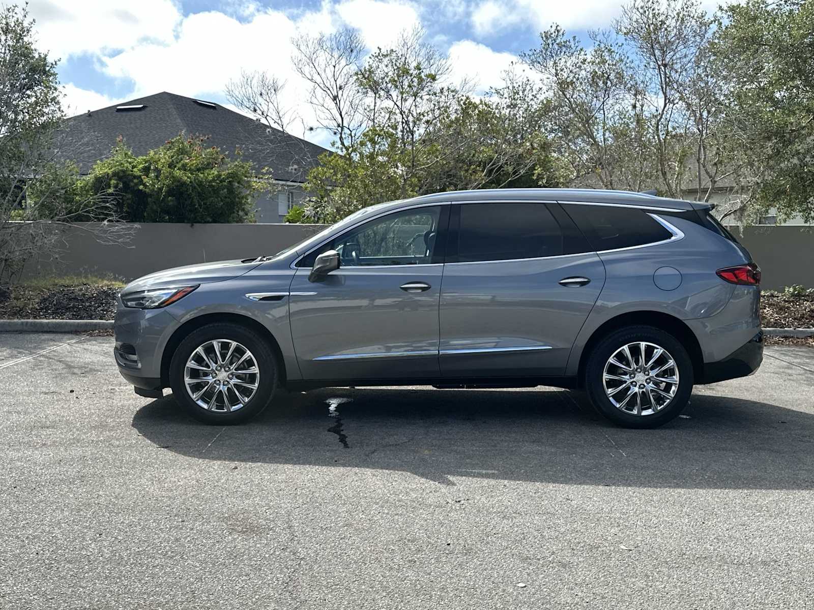 Thumbnail: 2021 Buick Enclave - 3