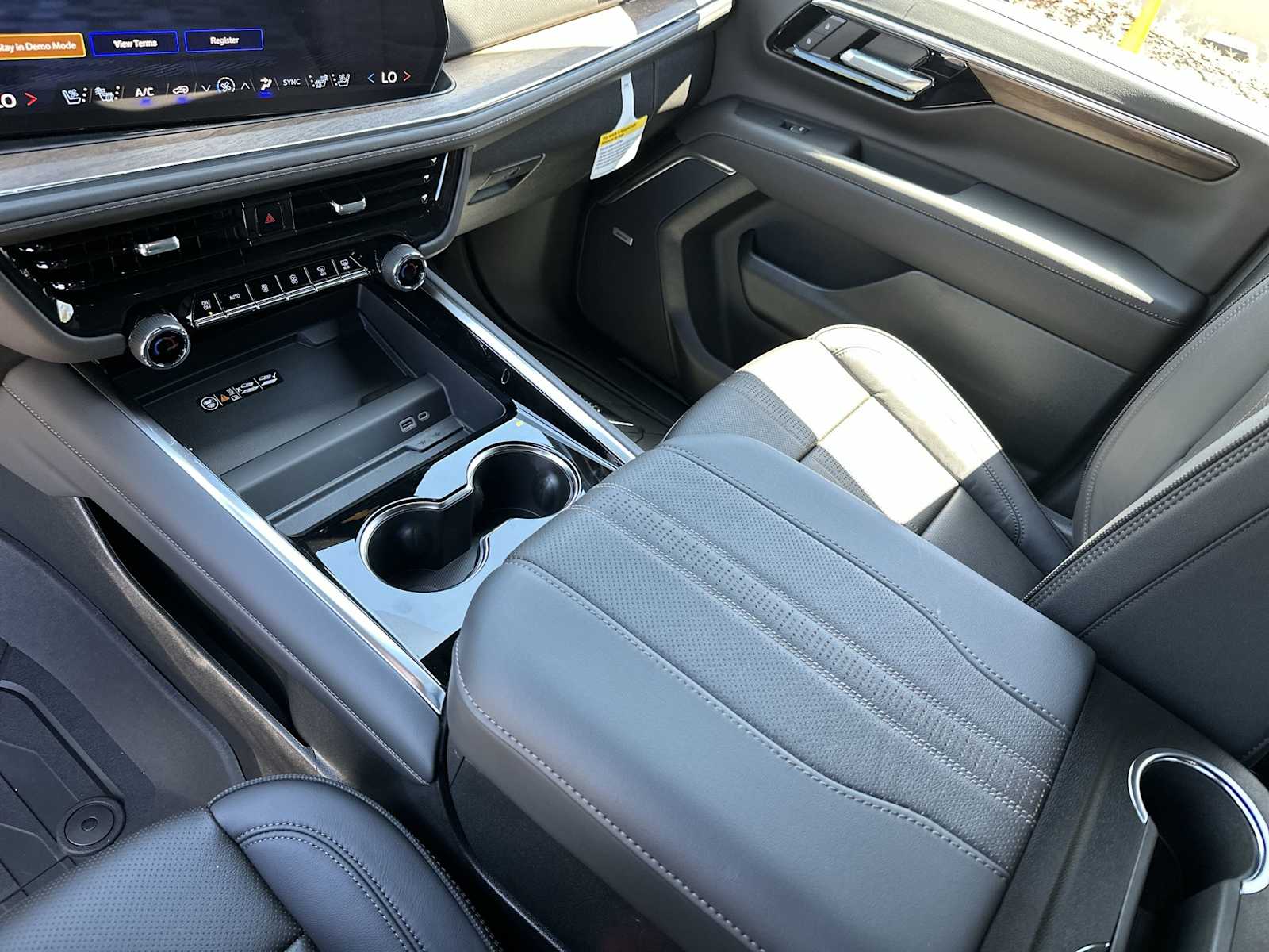 Thumbnail: 2026 Chevrolet Tahoe - 21