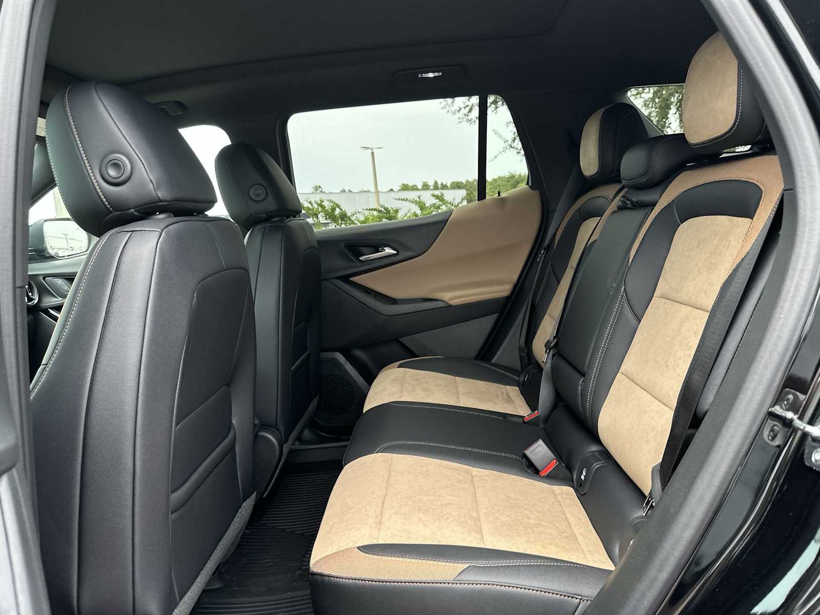 Thumbnail: 2026 Chevrolet Equinox - 17