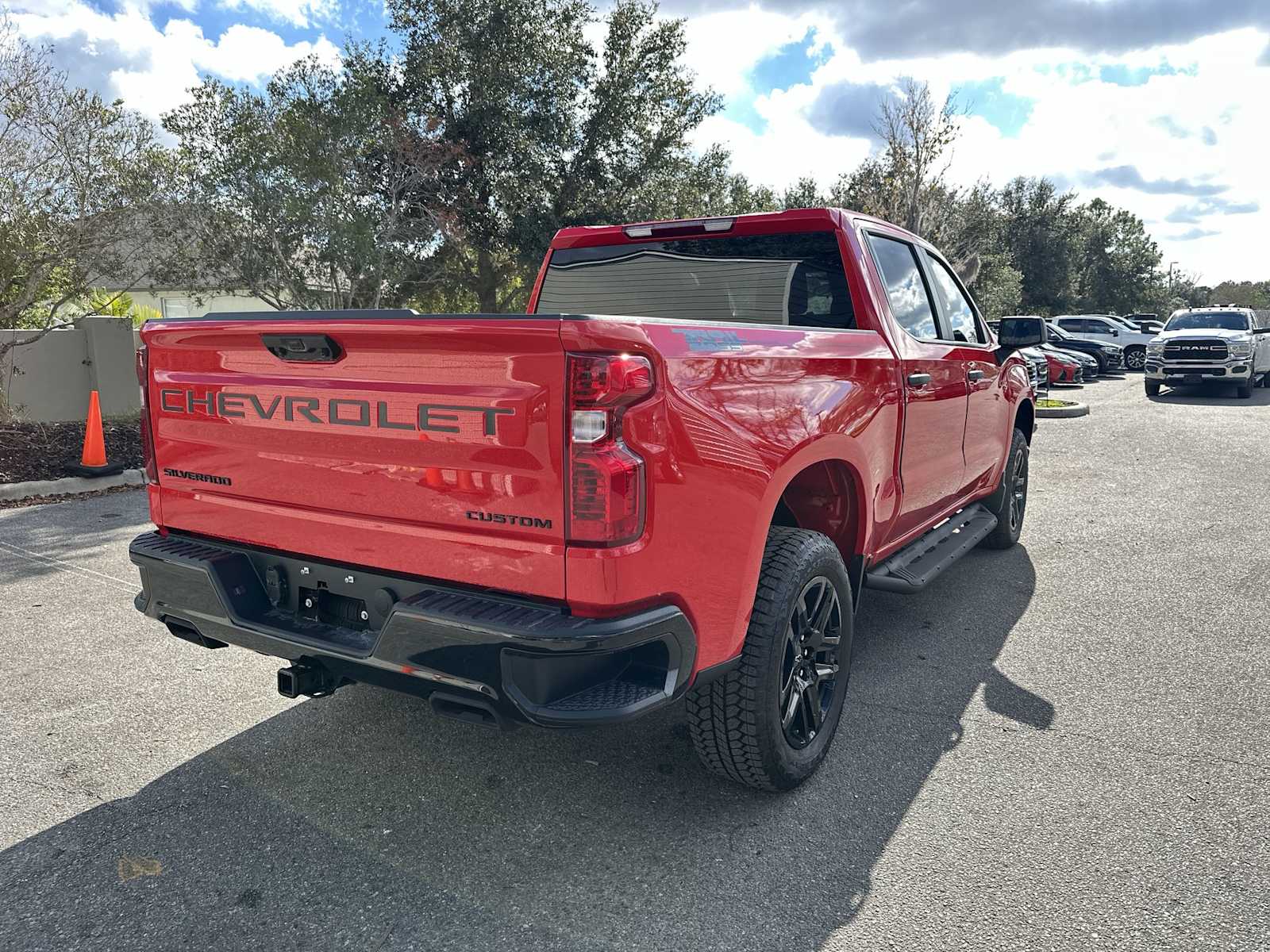 Thumbnail: 2026 Chevrolet Silverado 1500 - 6