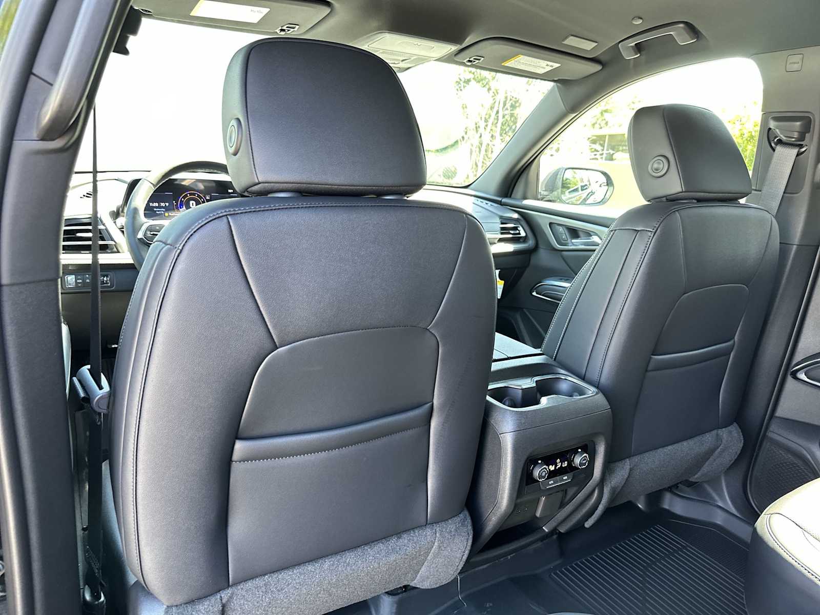 Thumbnail: 2026 Chevrolet Traverse - 16