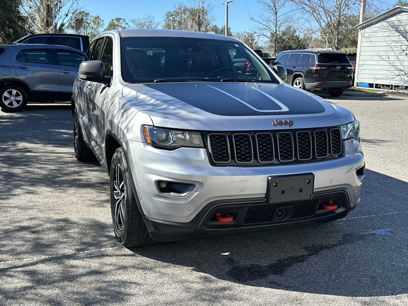 Thumbnail: 2020 Jeep Grand Cherokee - 8