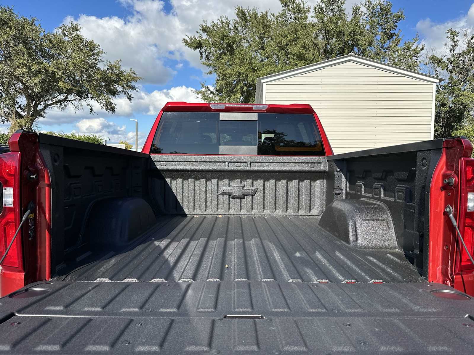 Thumbnail: 2026 Chevrolet Silverado 1500 - 25