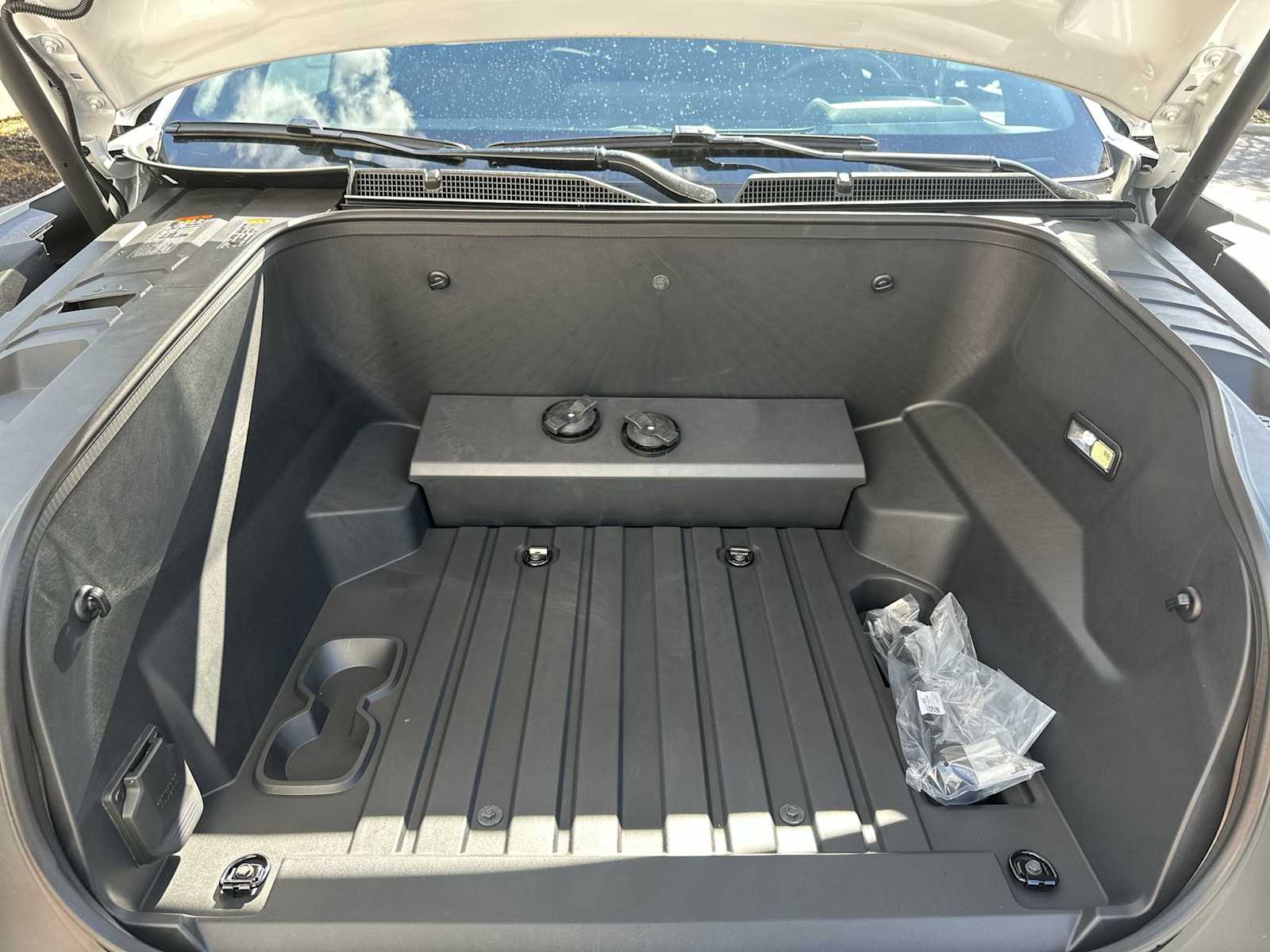 Thumbnail: 2026 Chevrolet Silverado EV - 13