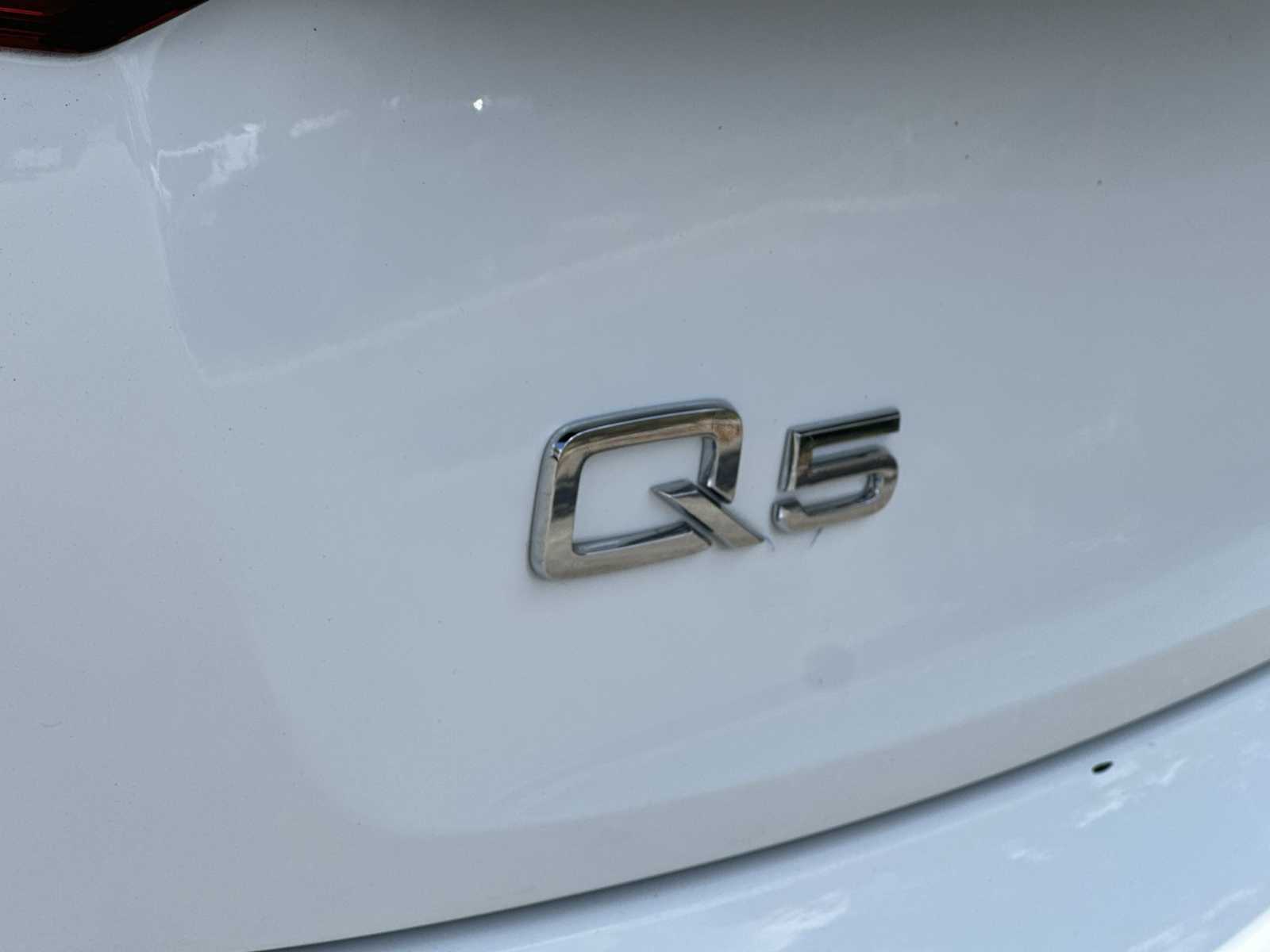 Thumbnail: 2025 Audi Q5 - 11