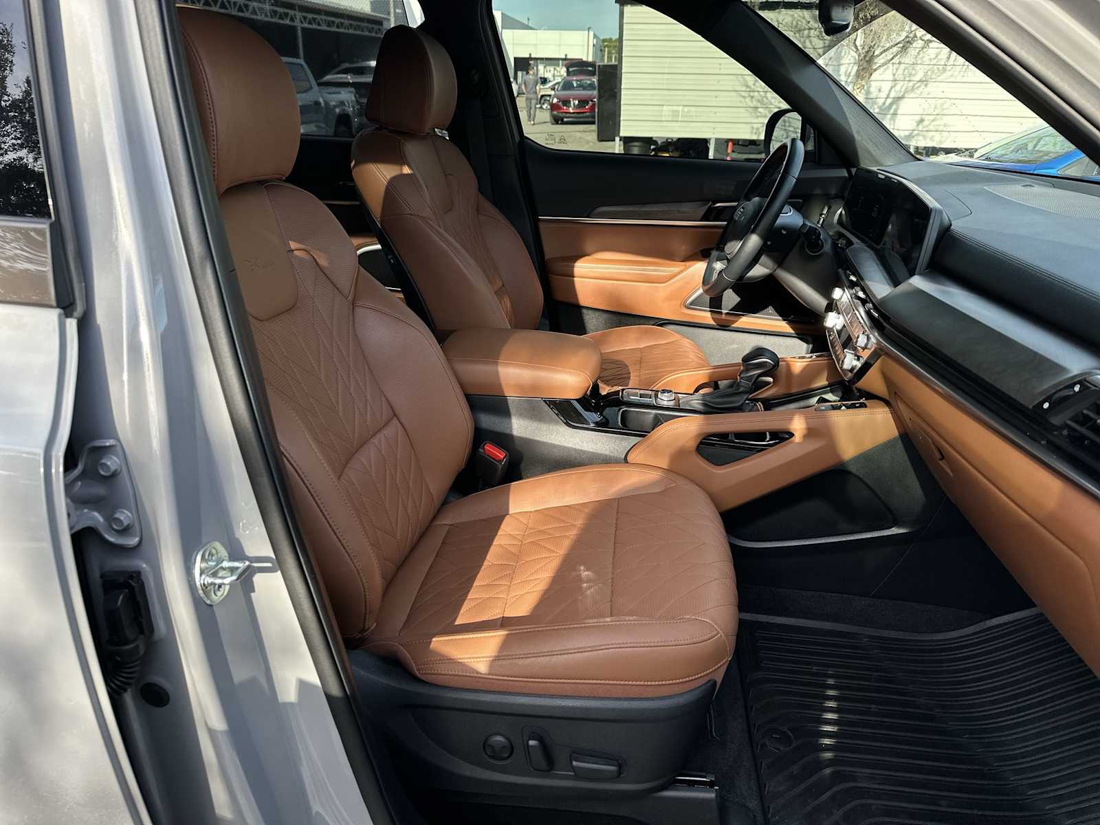 Thumbnail: 2025 Kia Telluride - 19