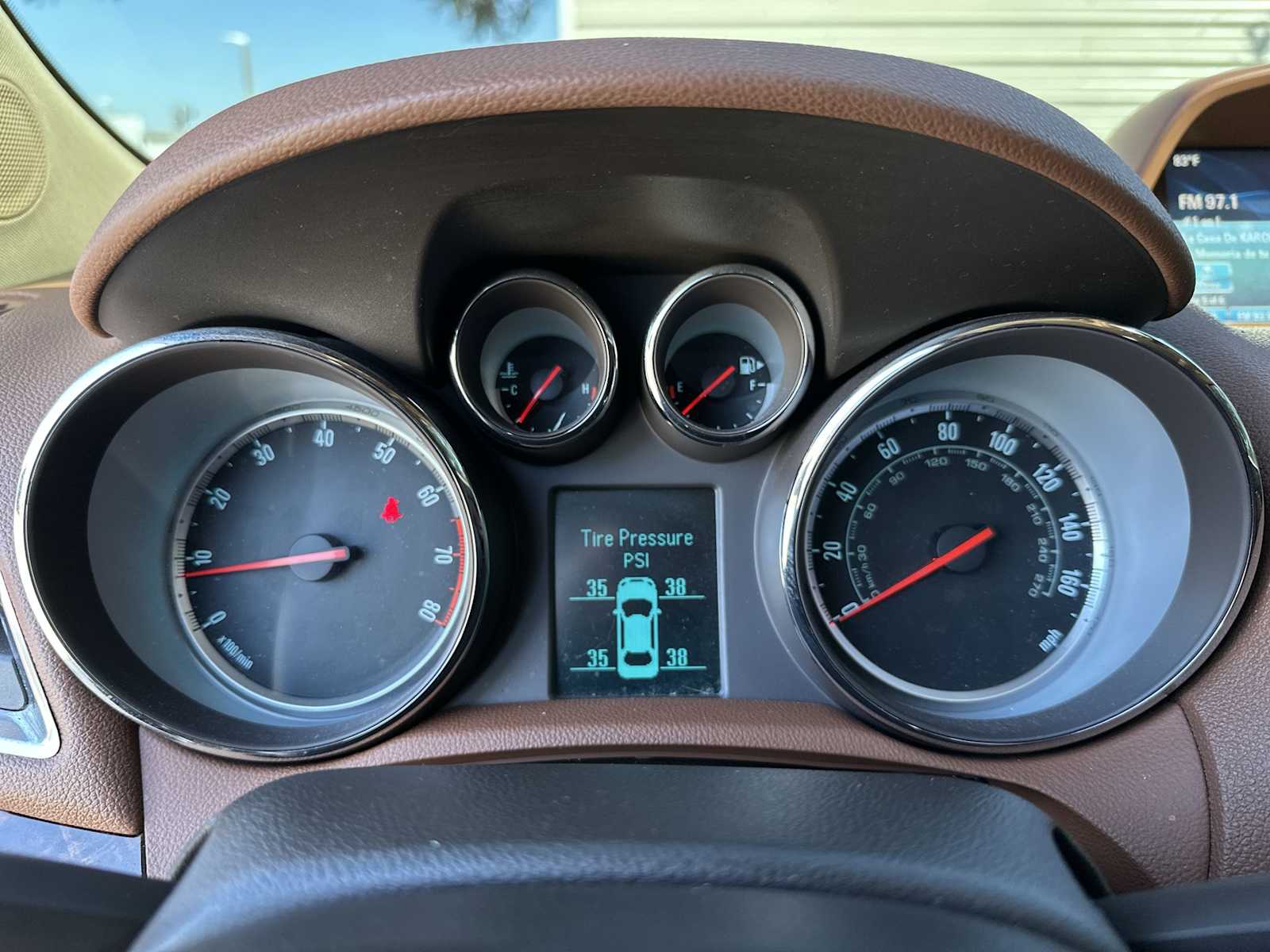 Thumbnail: 2015 Buick Encore - 25