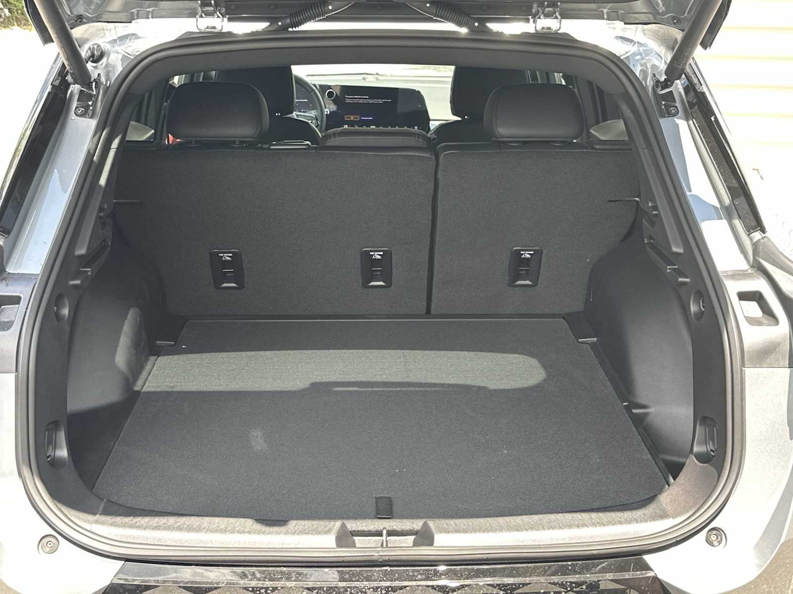 Thumbnail: 2025 Chevrolet Equinox - 25