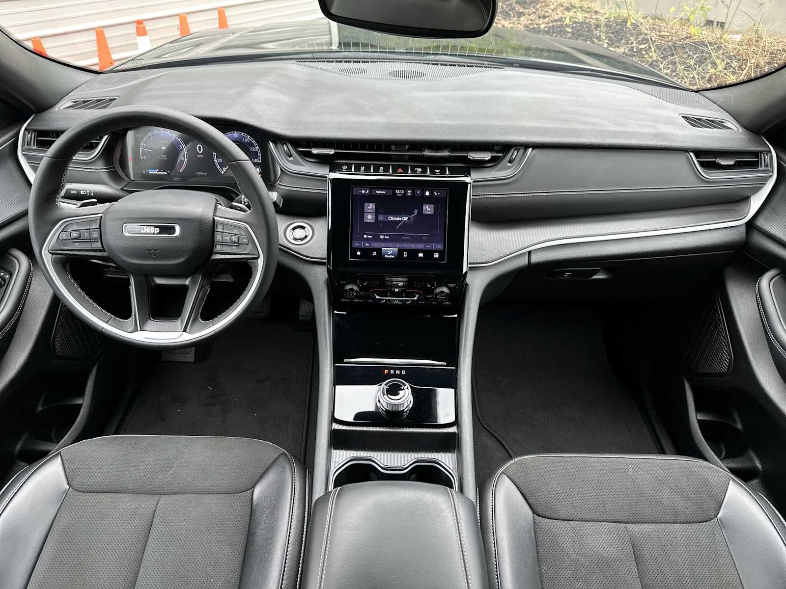 Thumbnail: 2024 Jeep Grand Cherokee - 14