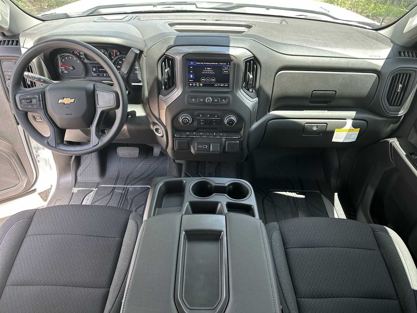 Thumbnail: 2025 Chevrolet Silverado 1500 - 14