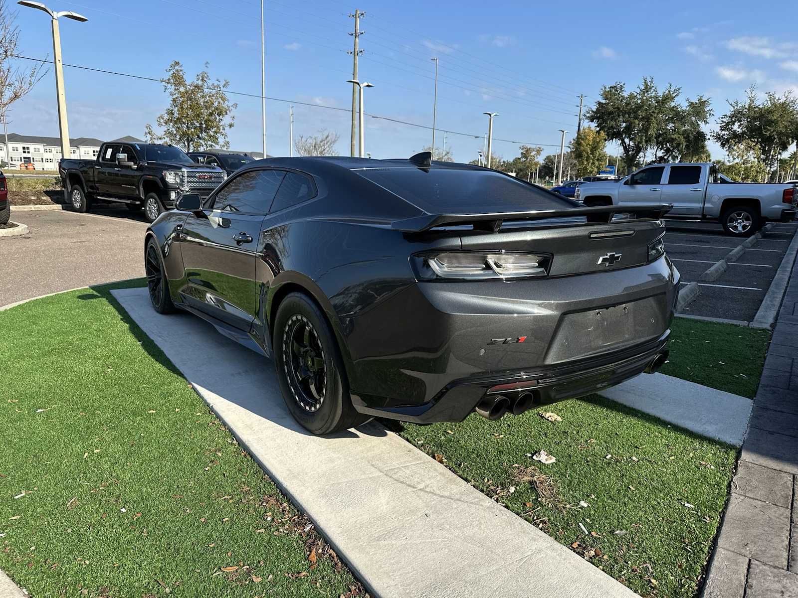 Thumbnail: 2017 Chevrolet Camaro - 4