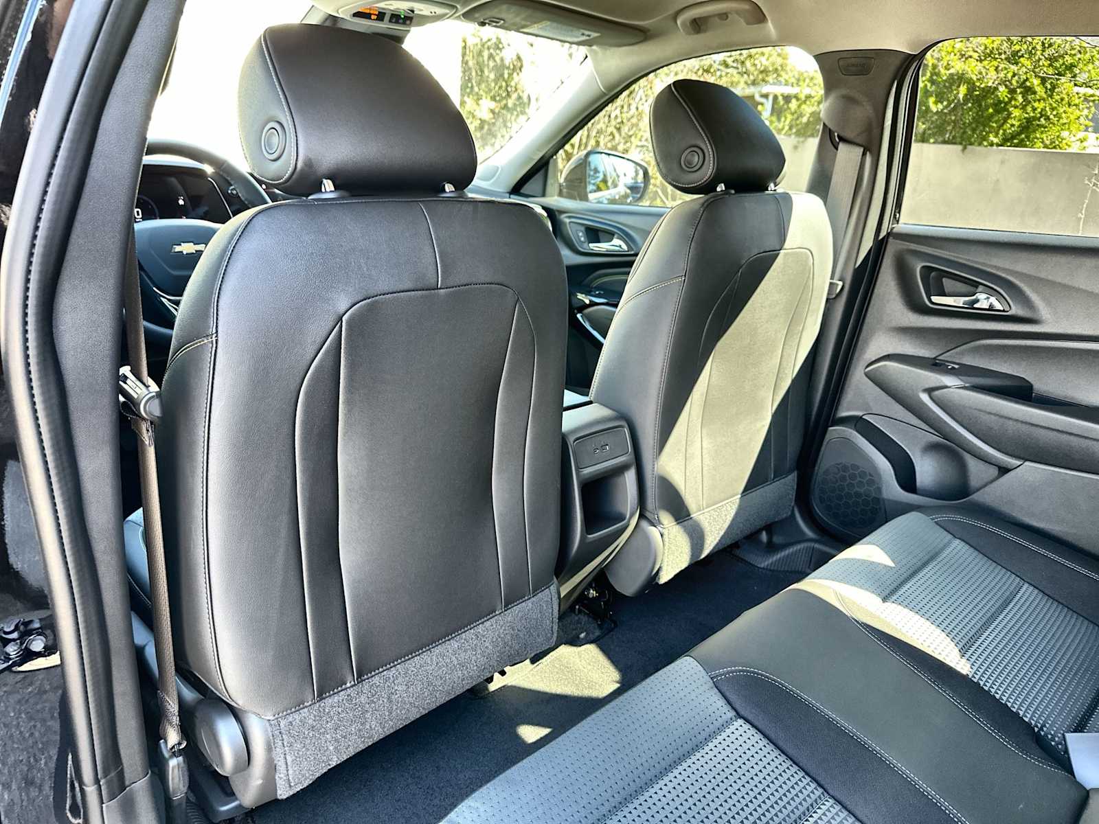 Thumbnail: 2026 Chevrolet Trax - 16