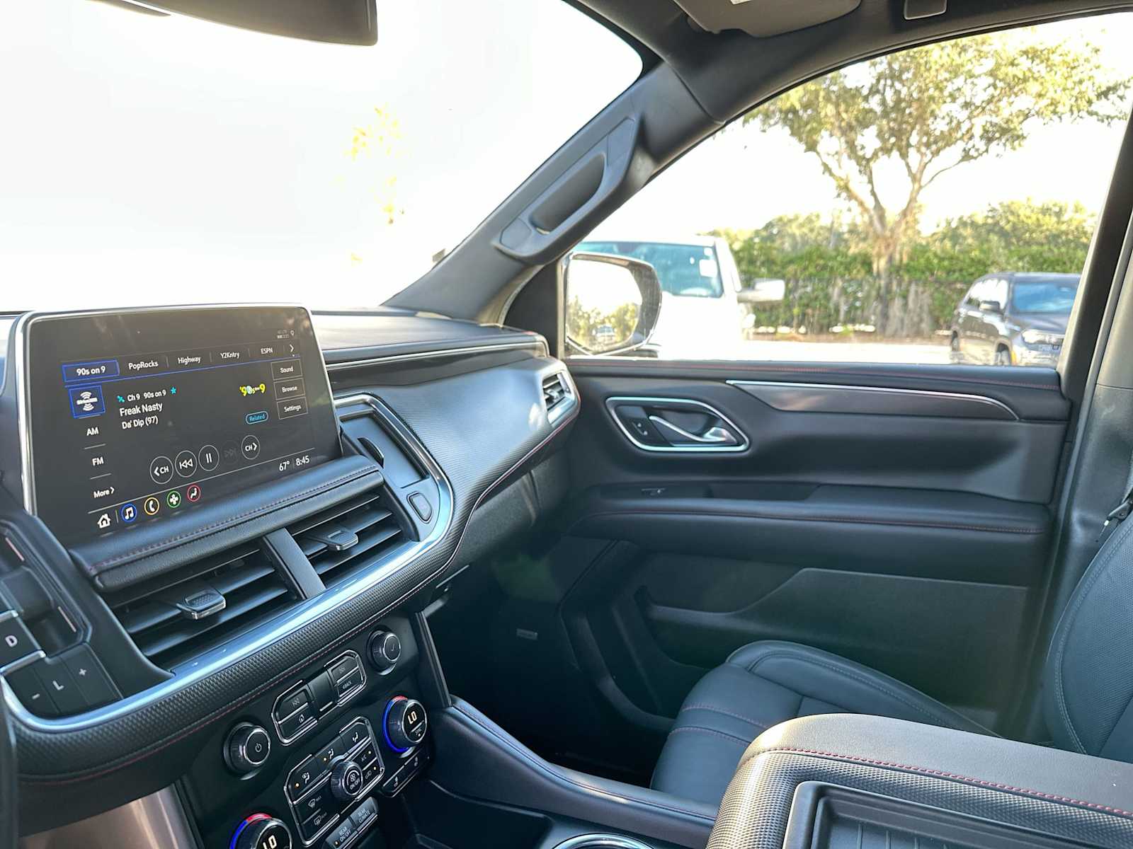 Thumbnail: 2021 Chevrolet Tahoe - 11