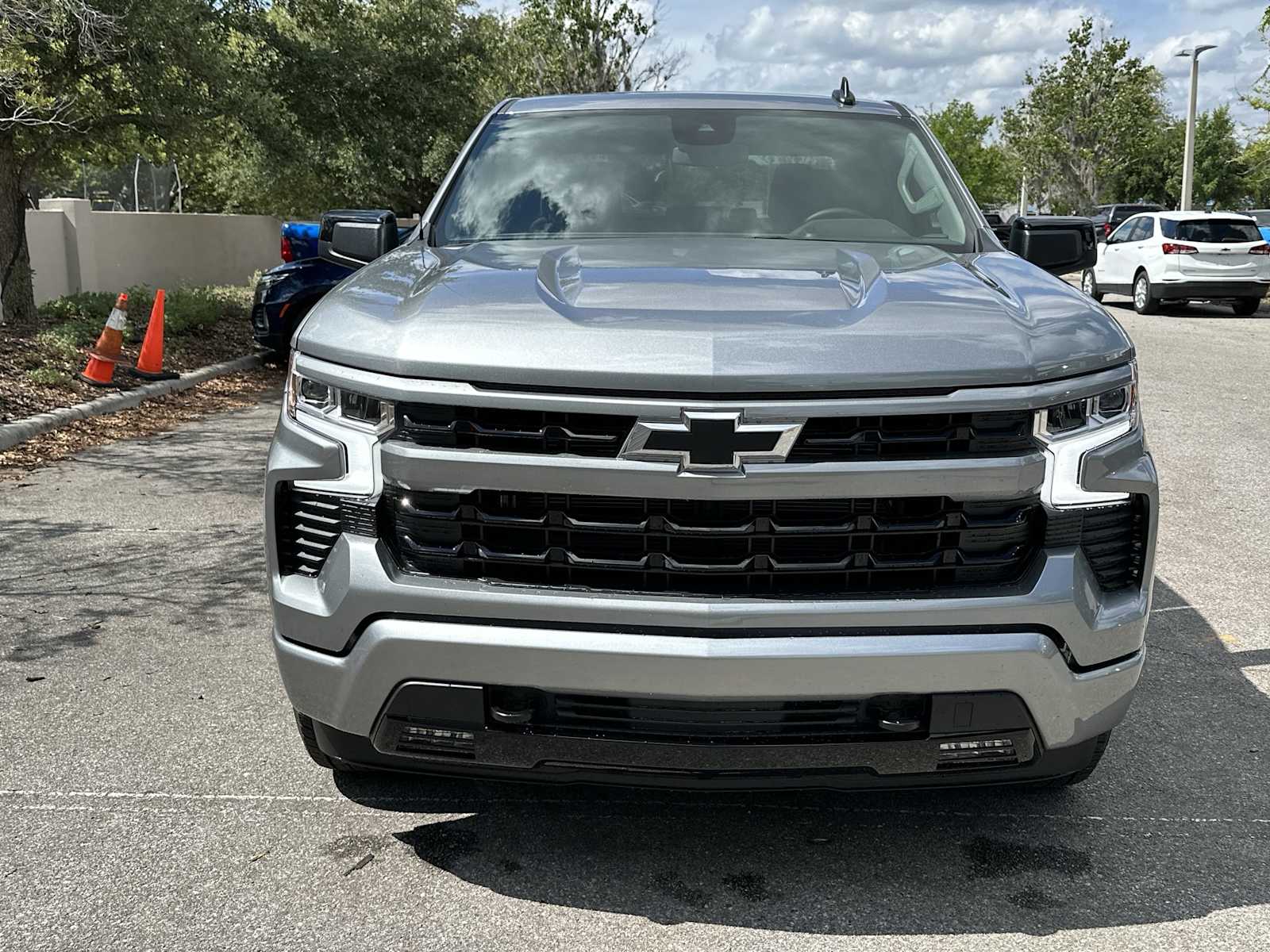 Thumbnail: 2026 Chevrolet Silverado 1500 - 9