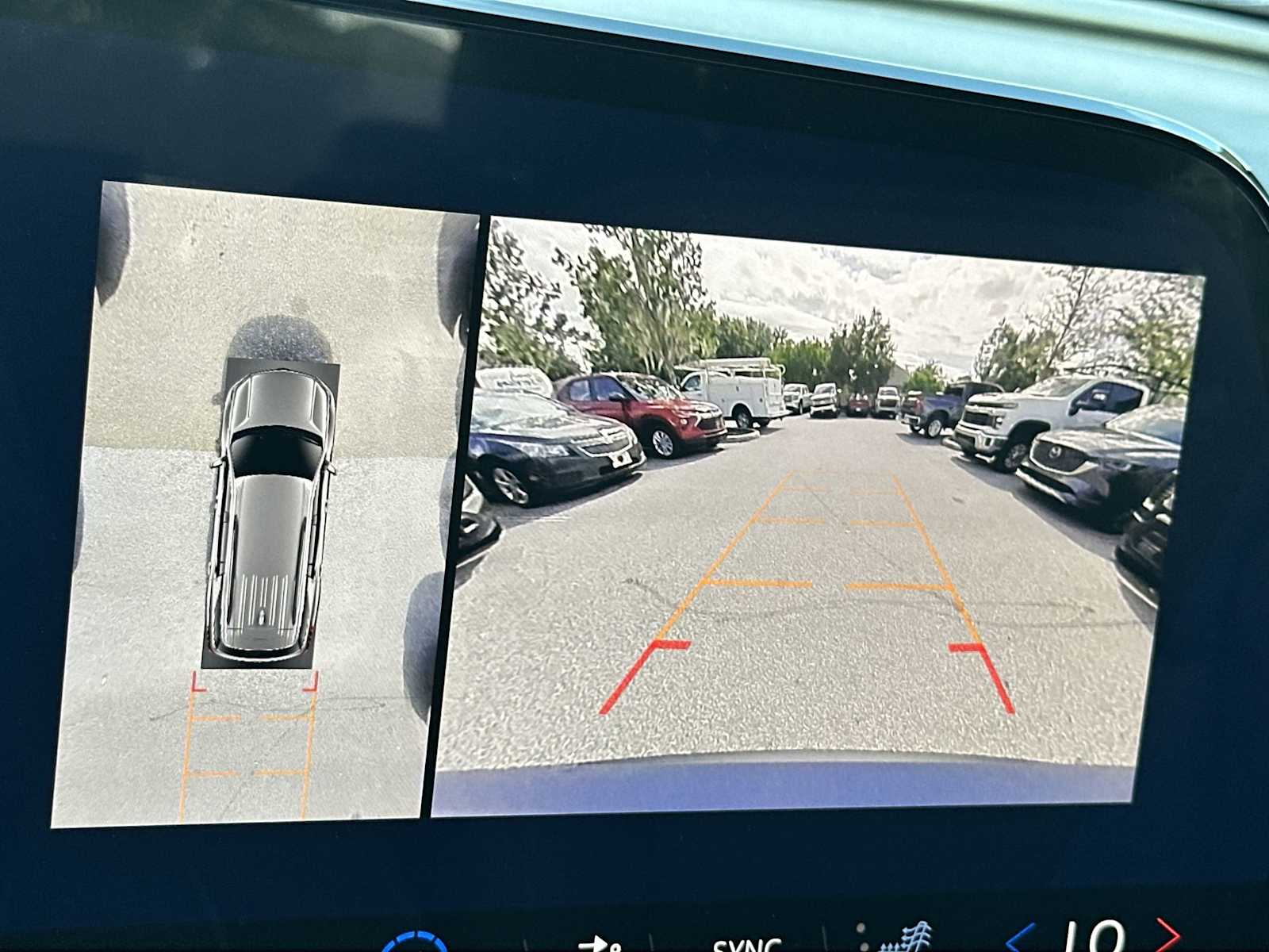 Thumbnail: 2026 Chevrolet Traverse - 22