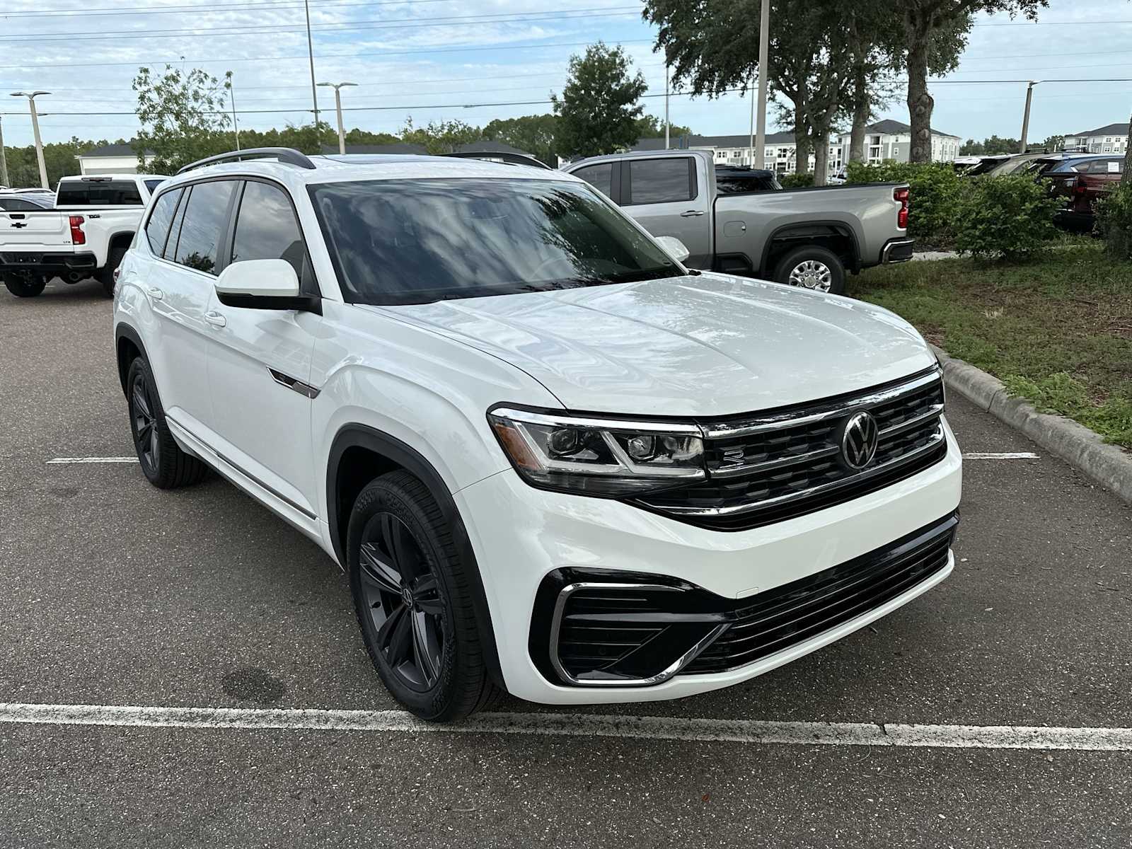 Thumbnail: 2021 Volkswagen Atlas - 8