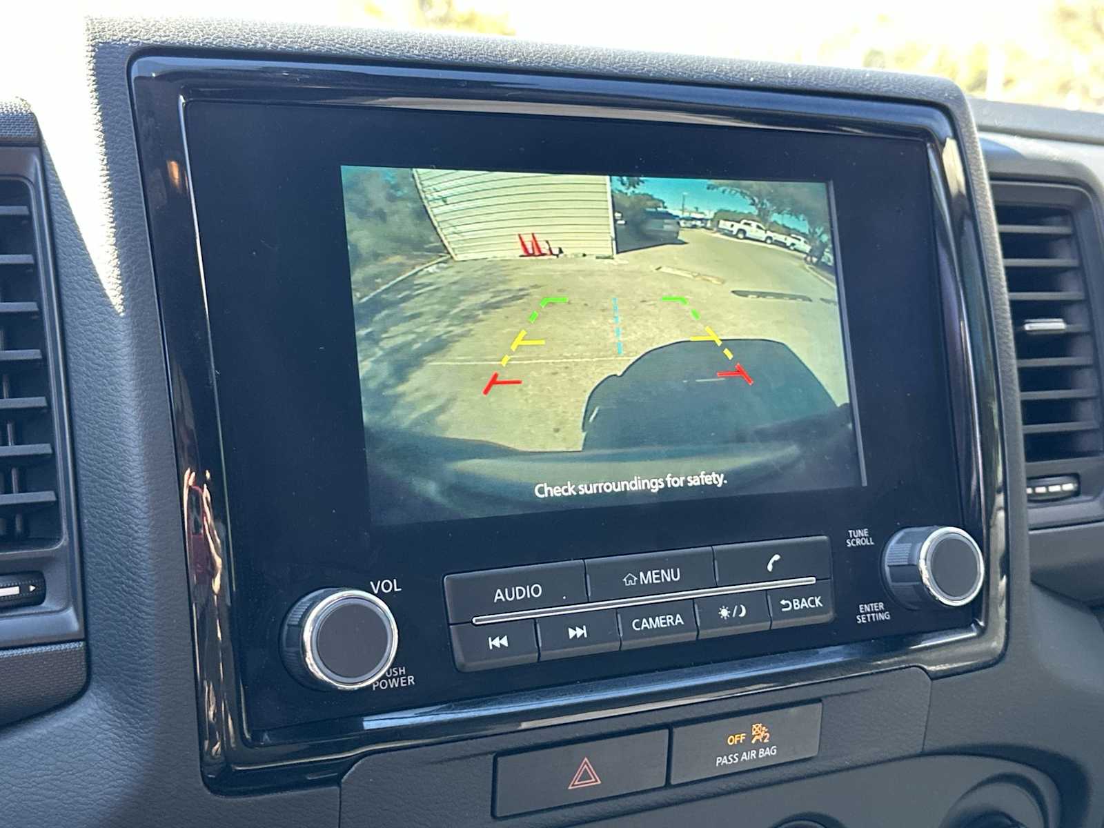 Thumbnail: 2022 Nissan Frontier - 22