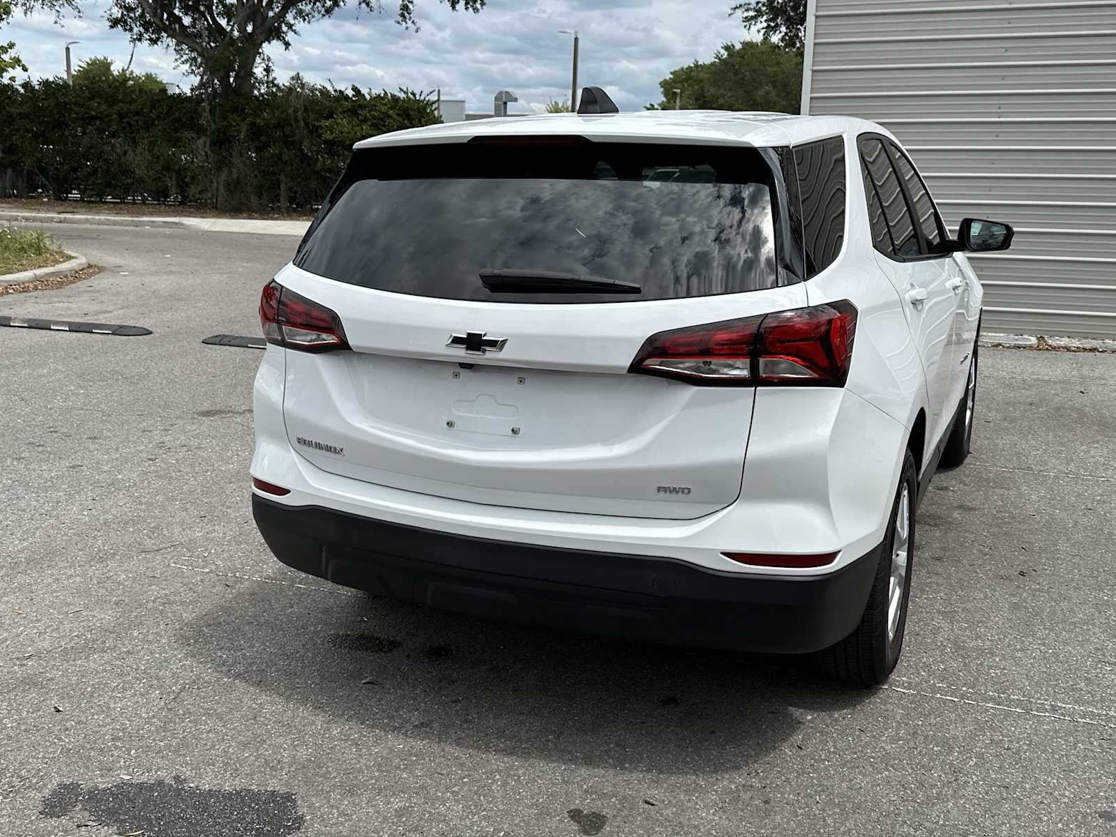 Thumbnail: 2023 Chevrolet Equinox - 6