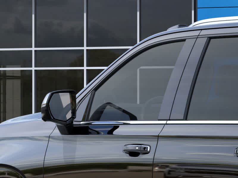 Thumbnail: 2026 Chevrolet Suburban - 12