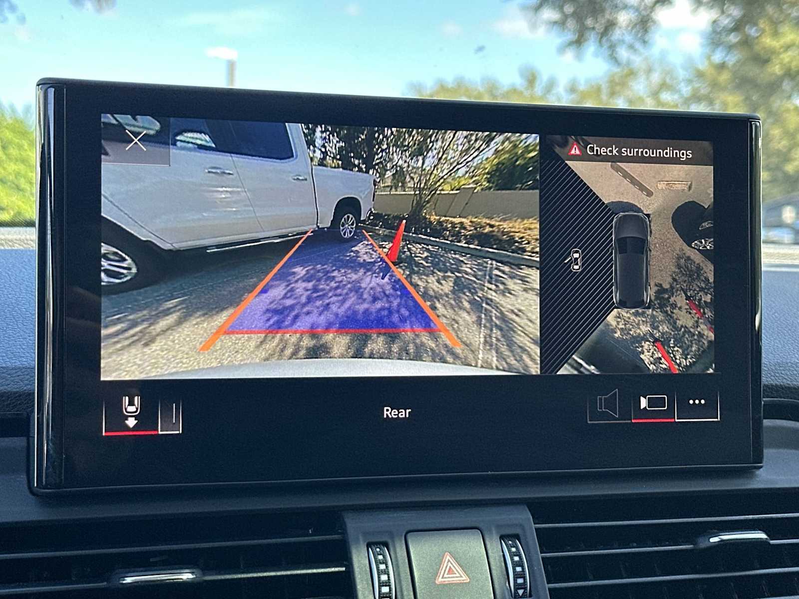 Thumbnail: 2024 Audi Q5 - 23