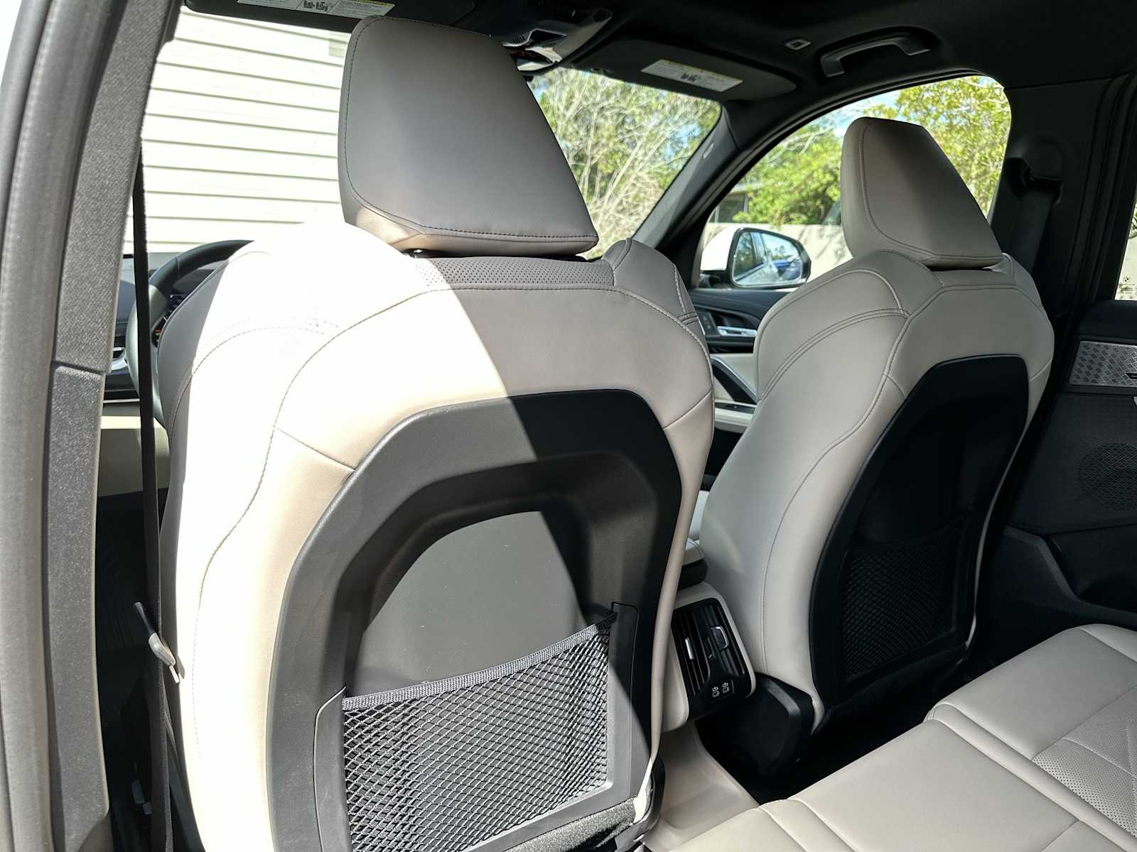 Thumbnail: 2024 BMW X1 - 16